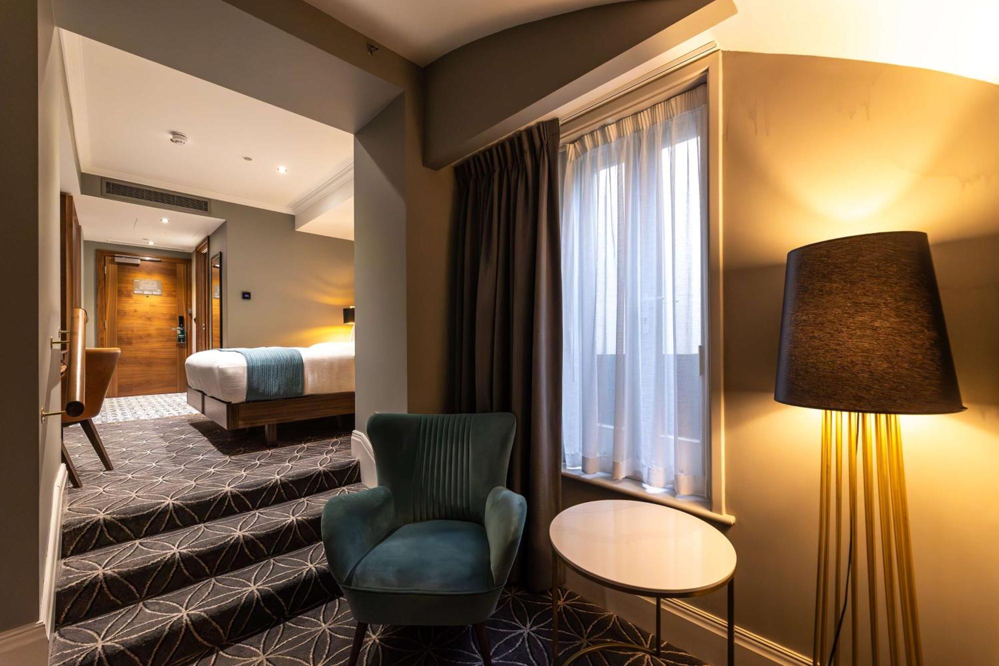 Hotel 100 Queen's Gate London, Curio Collection By Hilton