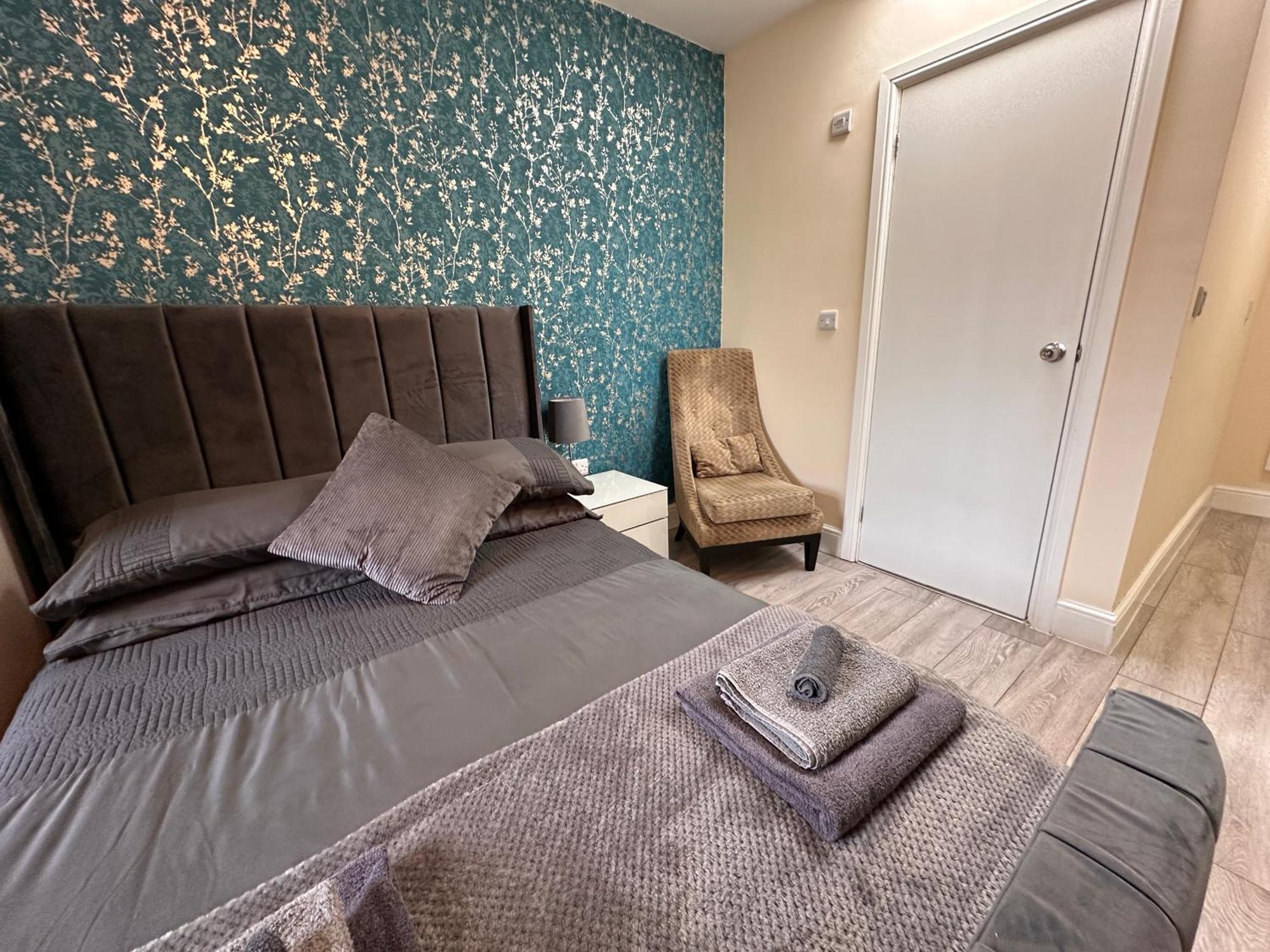 Holiday home 5 Bed 5 Bath / Brick Lane E1