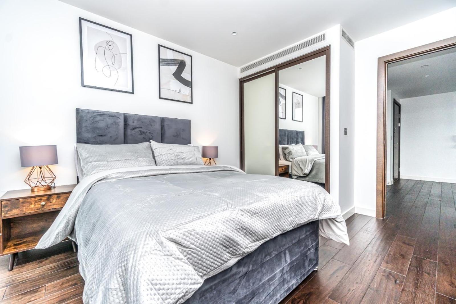 Luxury 2 Bedroom In Tower Hill Appartement Londen