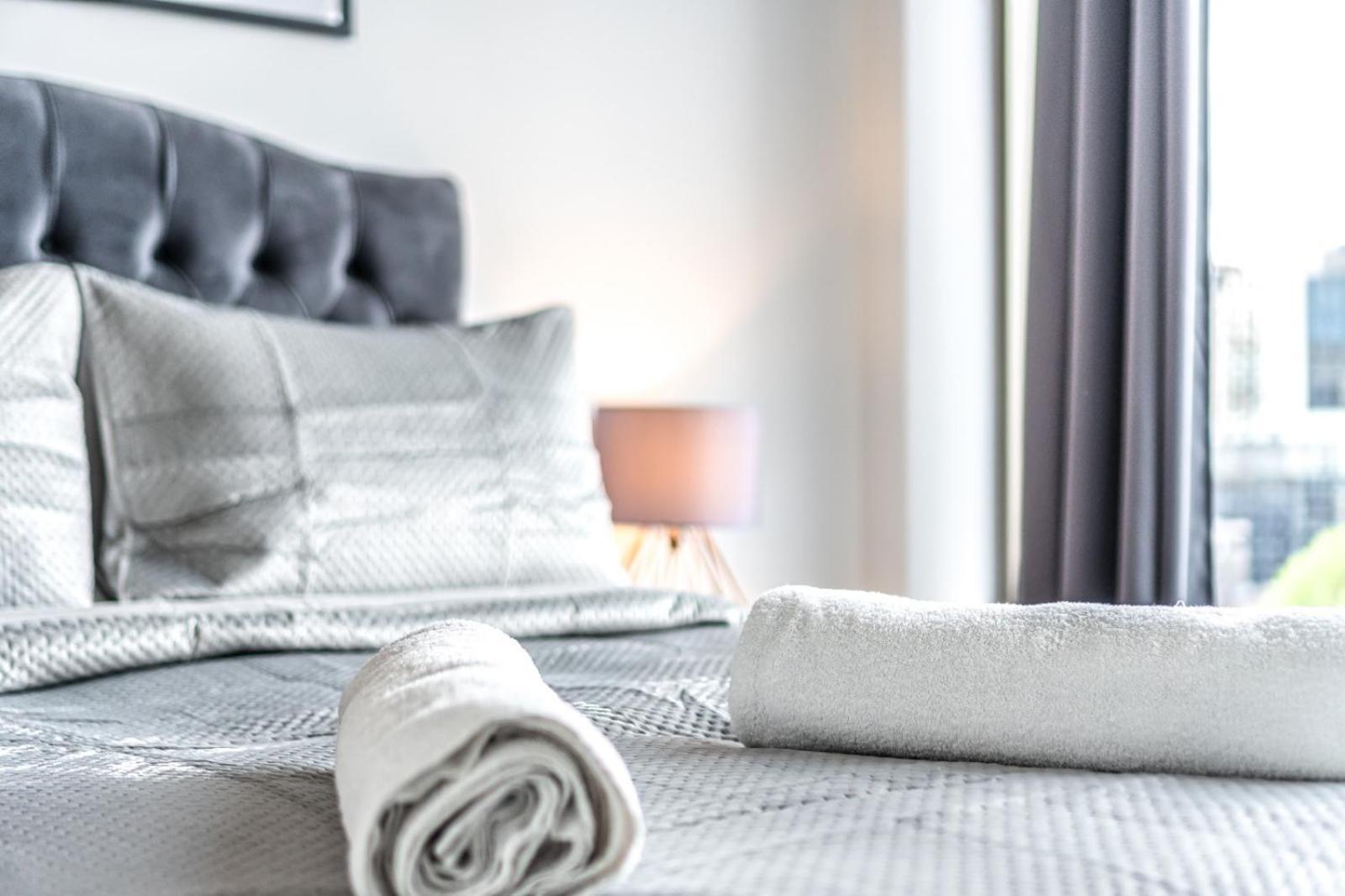 Appartement Luxury 2 Bedroom In Tower Hill Londen