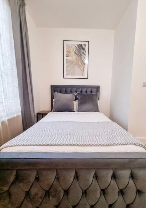 Stylish And Cosy 2 In W Private Parking Apartamento Londres