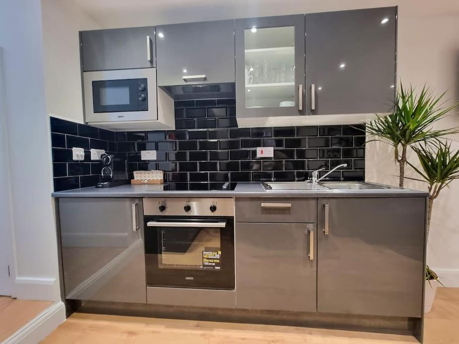 Stylish And Cosy 2 In W Private Parking * Londres