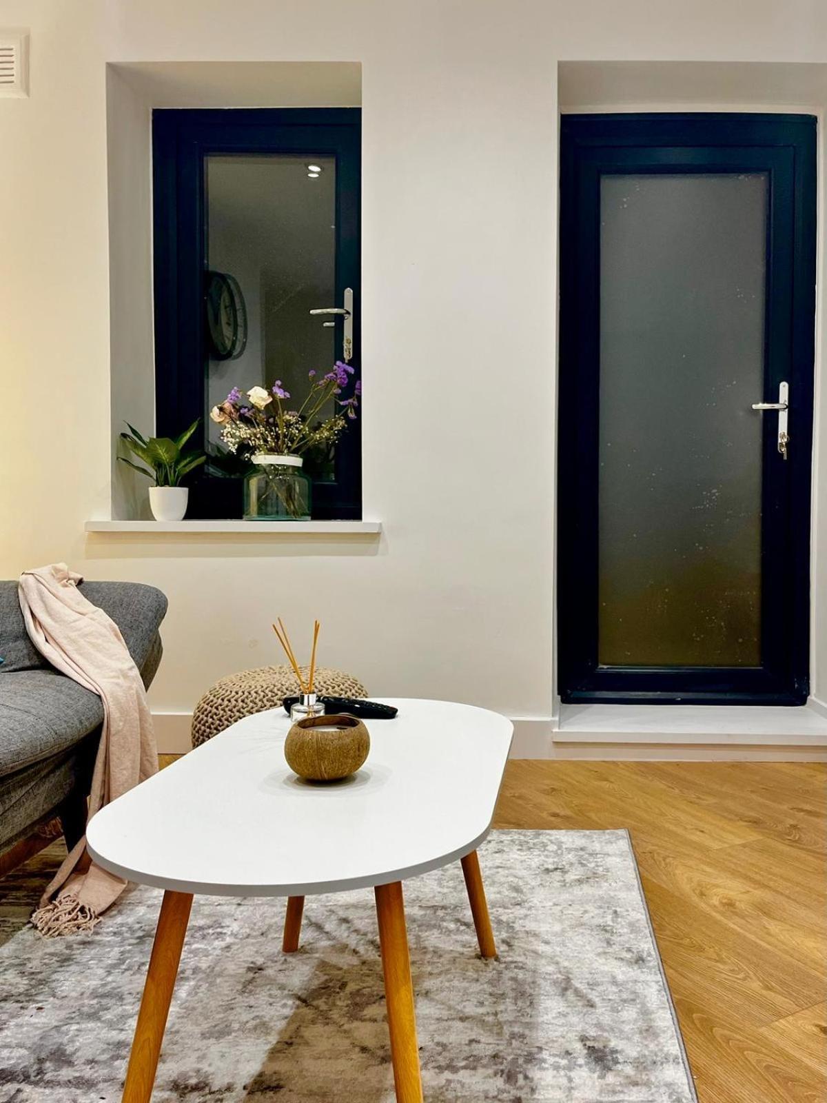 Cozy And Peaceful Apartment With Terrace In Hackney Appartement