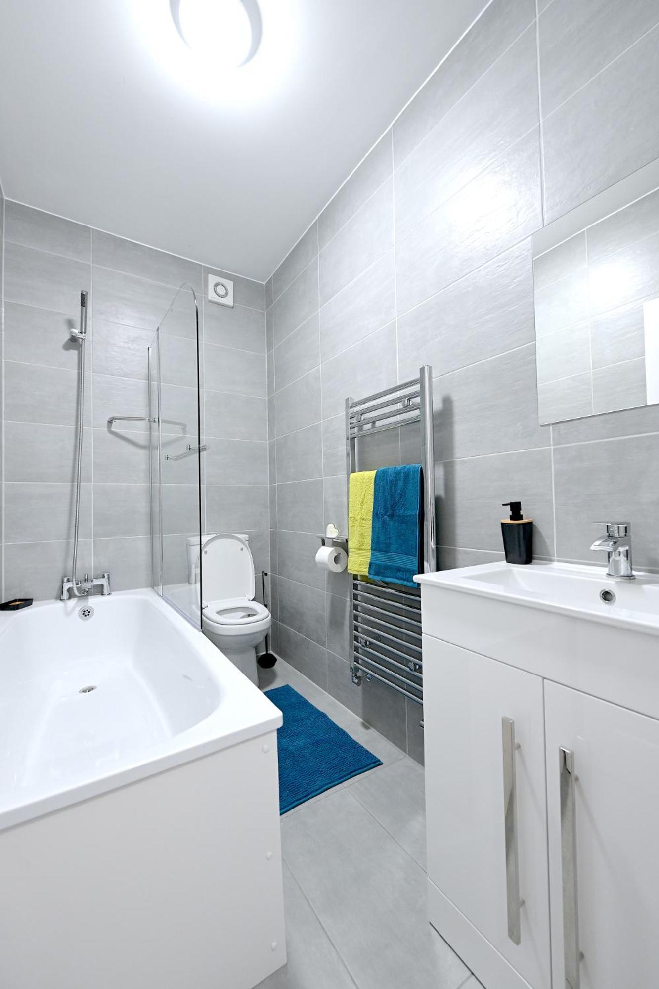 Apartamento Bright & Large 3 Bed Flat In Londres