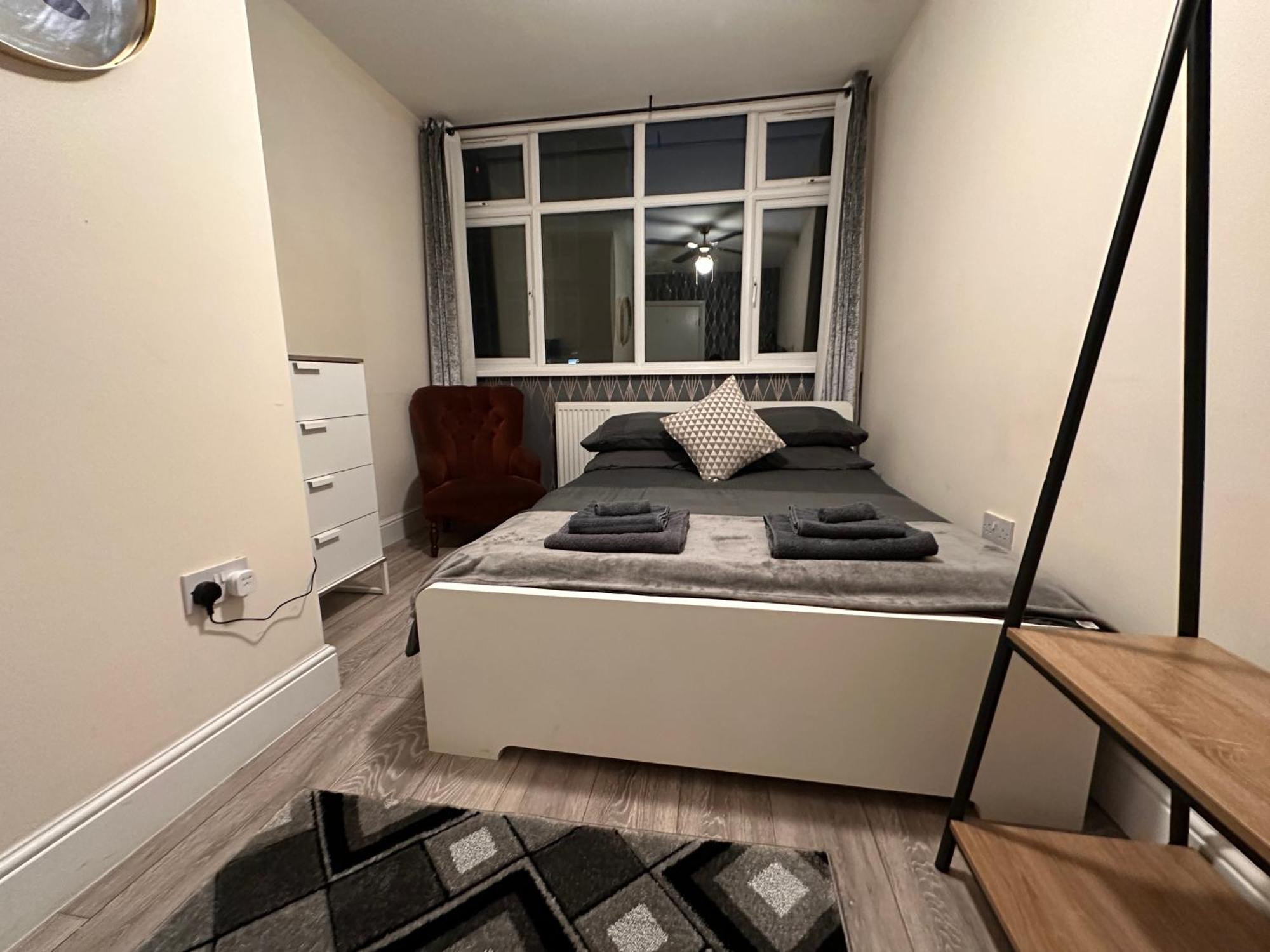 Holiday home 5 Bed 5 Bath / Brick Lane E1