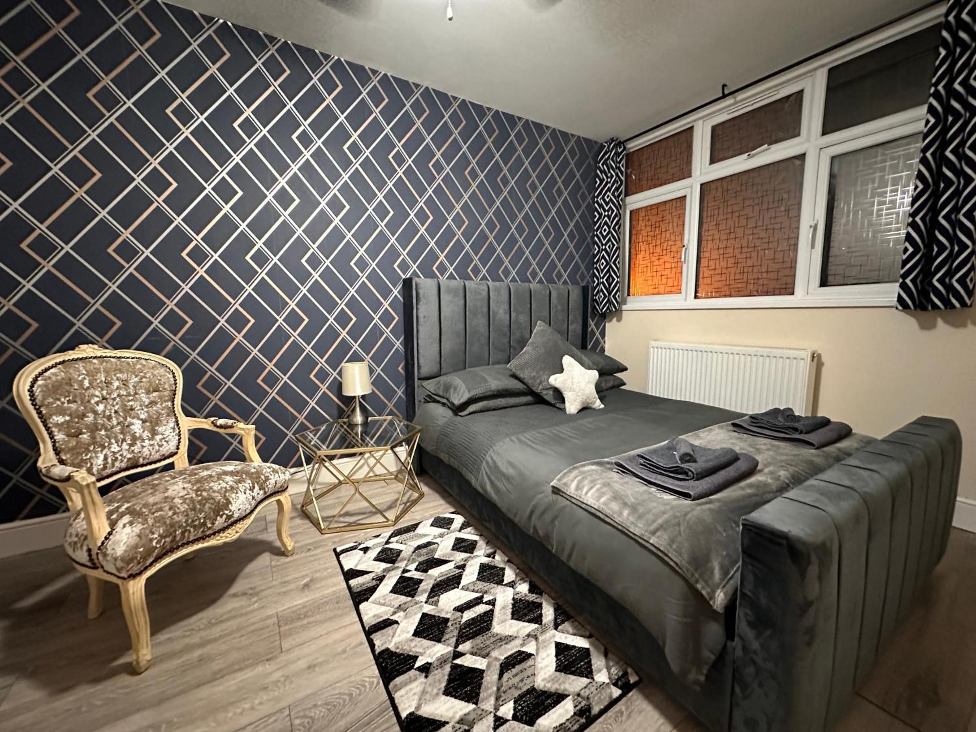 5 Bed 5 Bath / Brick Lane E1 London
