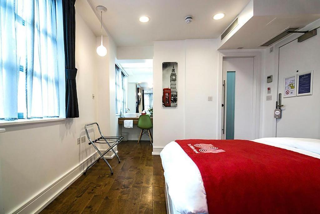 The Whitechapel 4* Londres