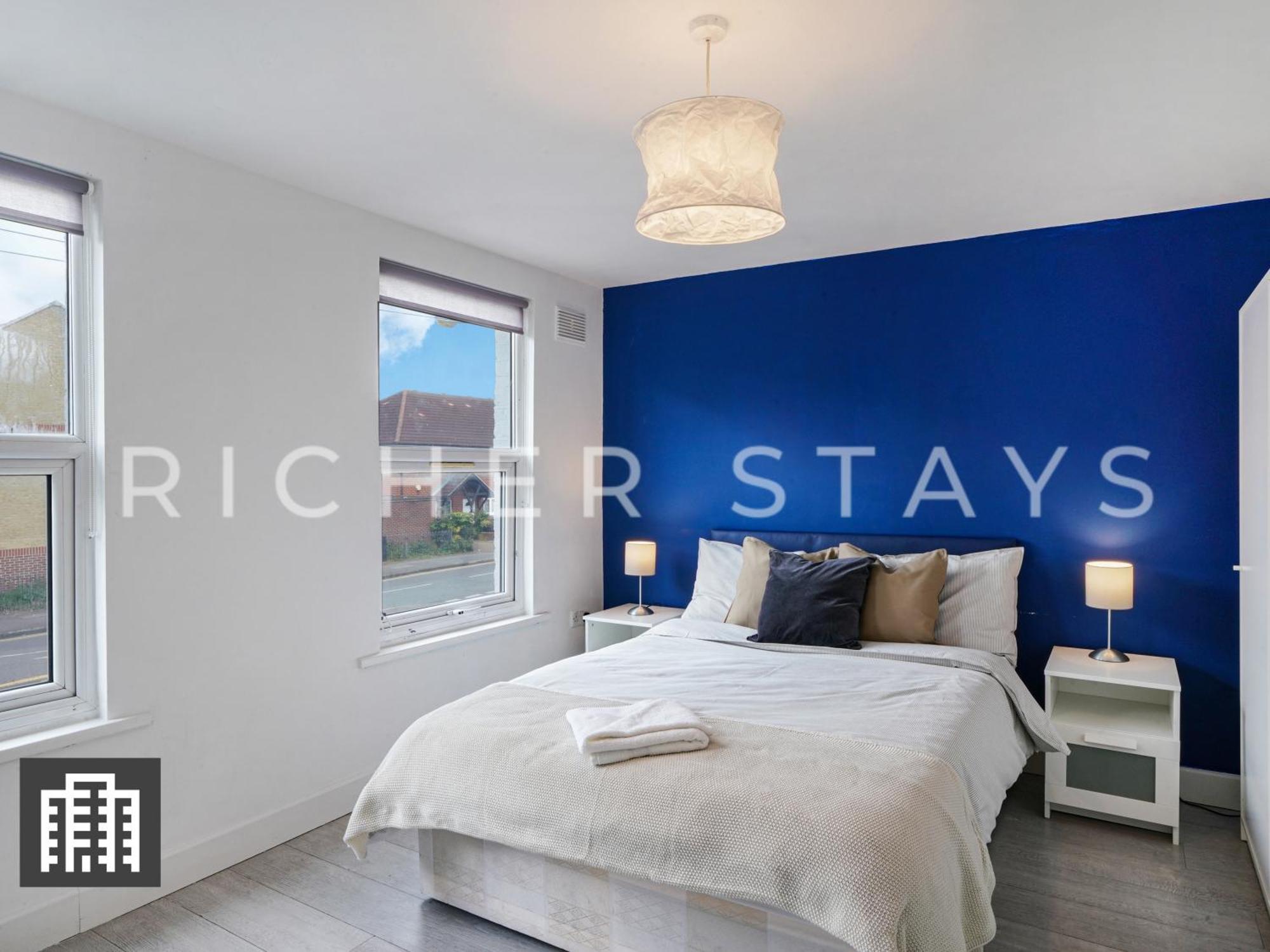 Ferienhaus Large For Contractors & Families - Garden & Amenities *