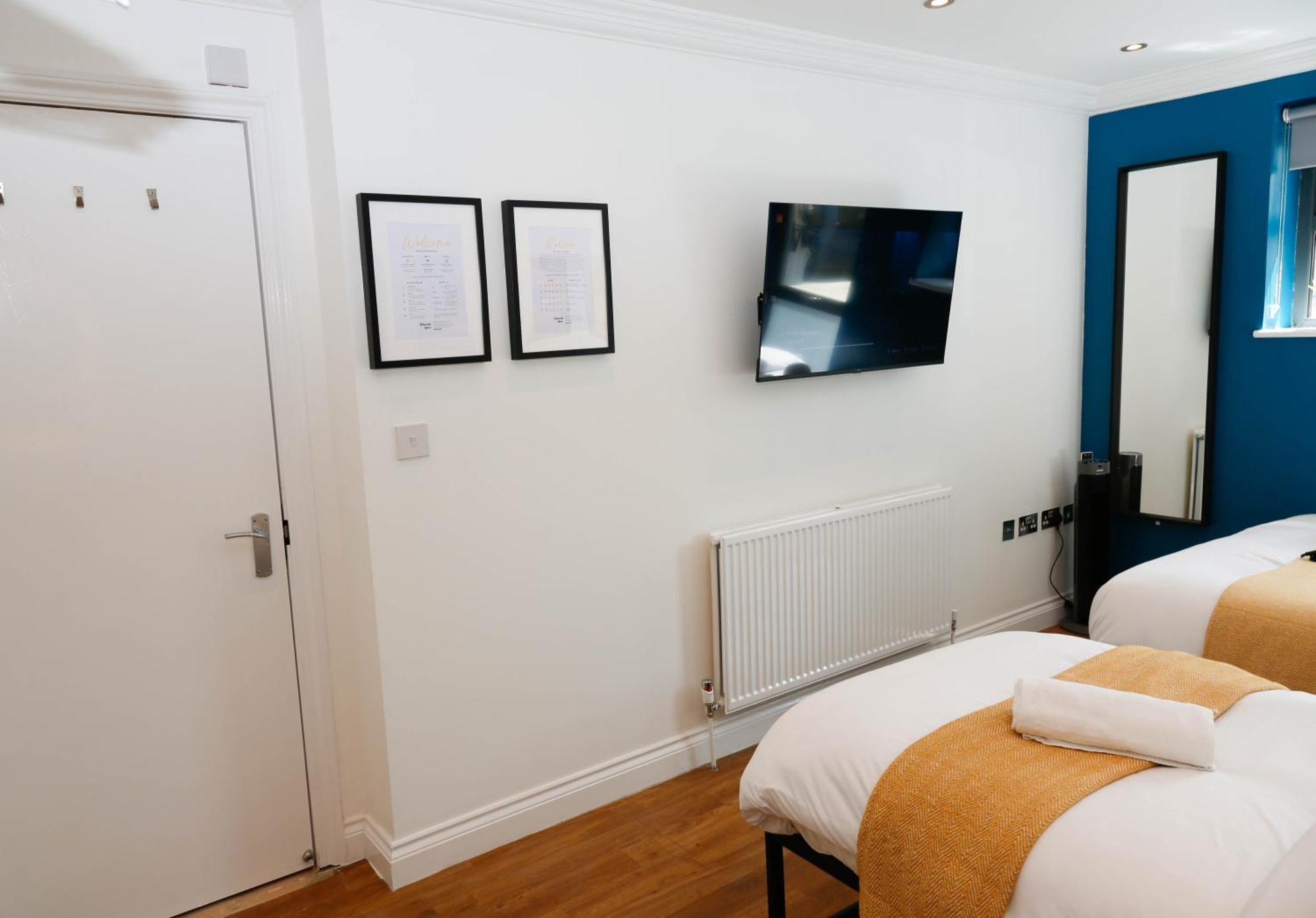 New Luxury In The Heart Of Next To Shops, Cafes, Bars & Metro With Shared Bathrooms Accommodatie bij particulieren
