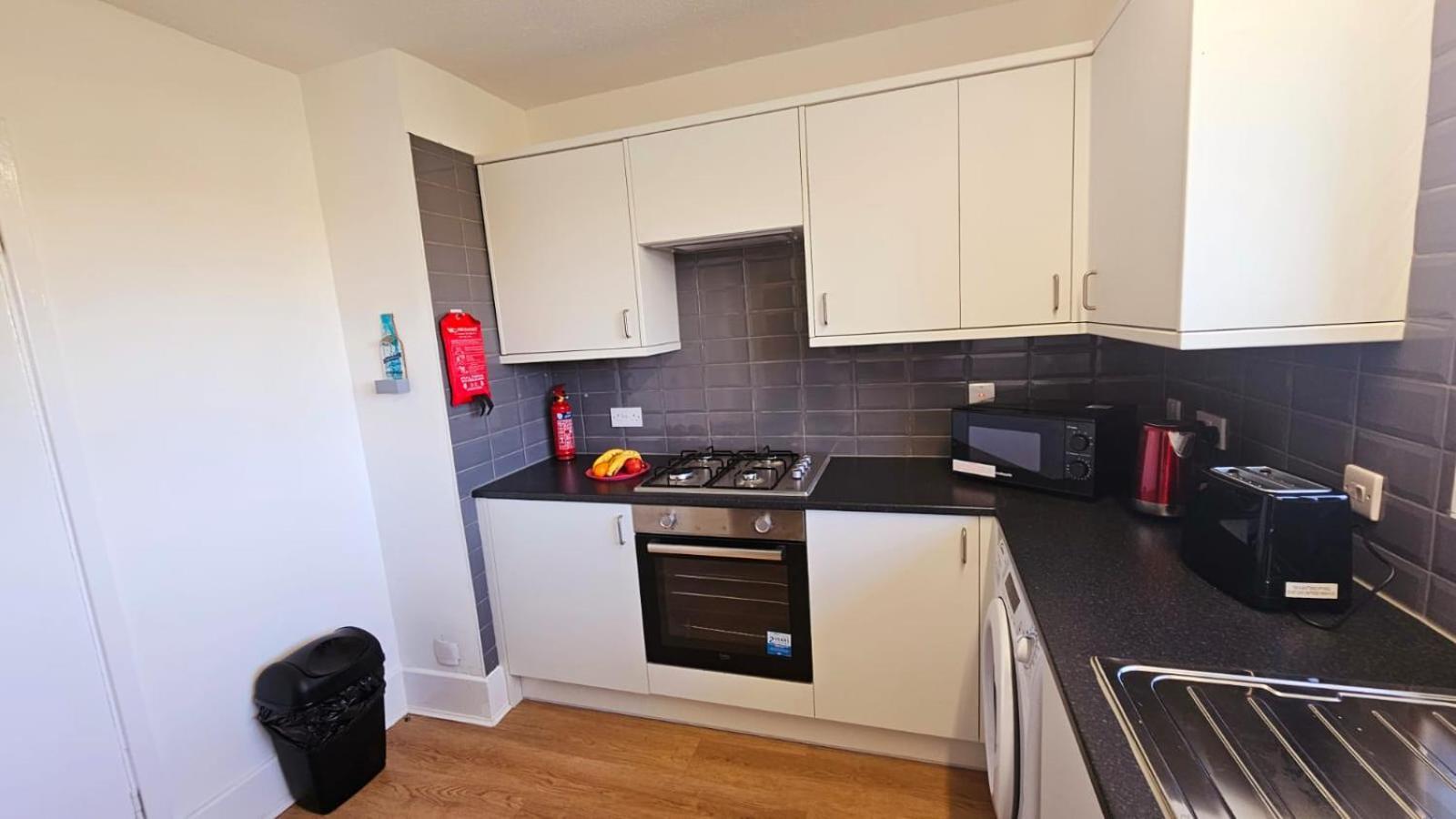 Apartamento Excel O2 Stunning Large 3 Bedroom With Balcony Londres