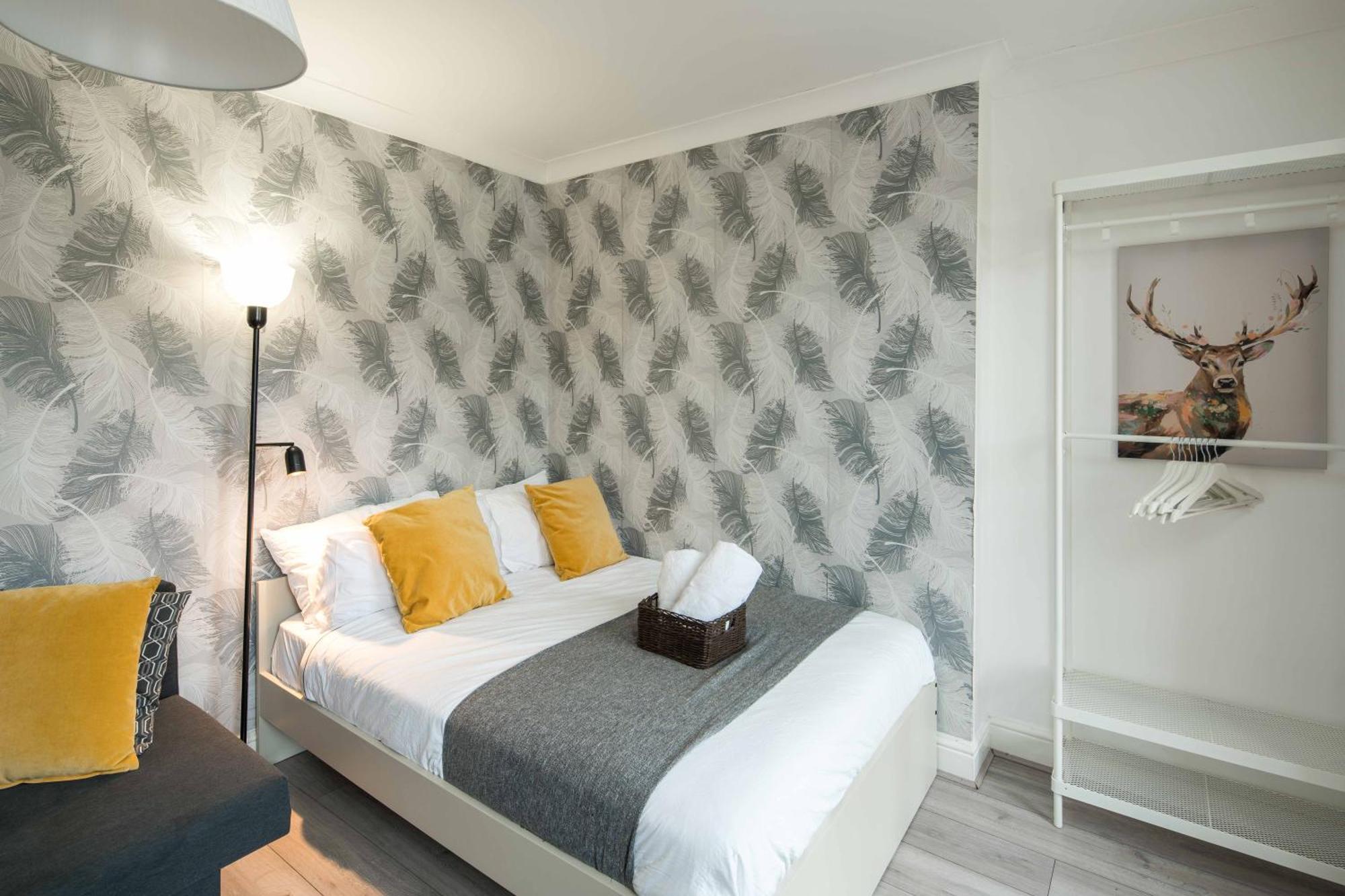 Private Double Shared Bathroom Near Centre * Londres