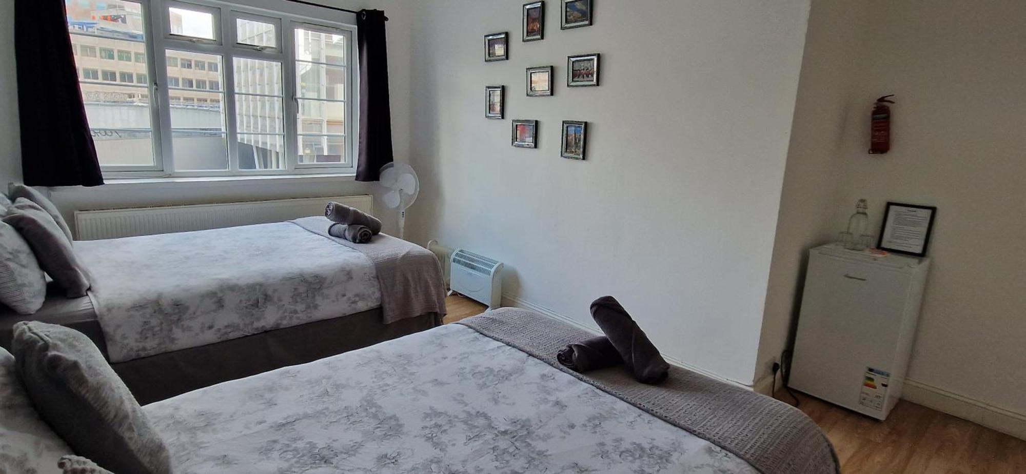 Affordable In Shared Flat, Bridge Homestay *