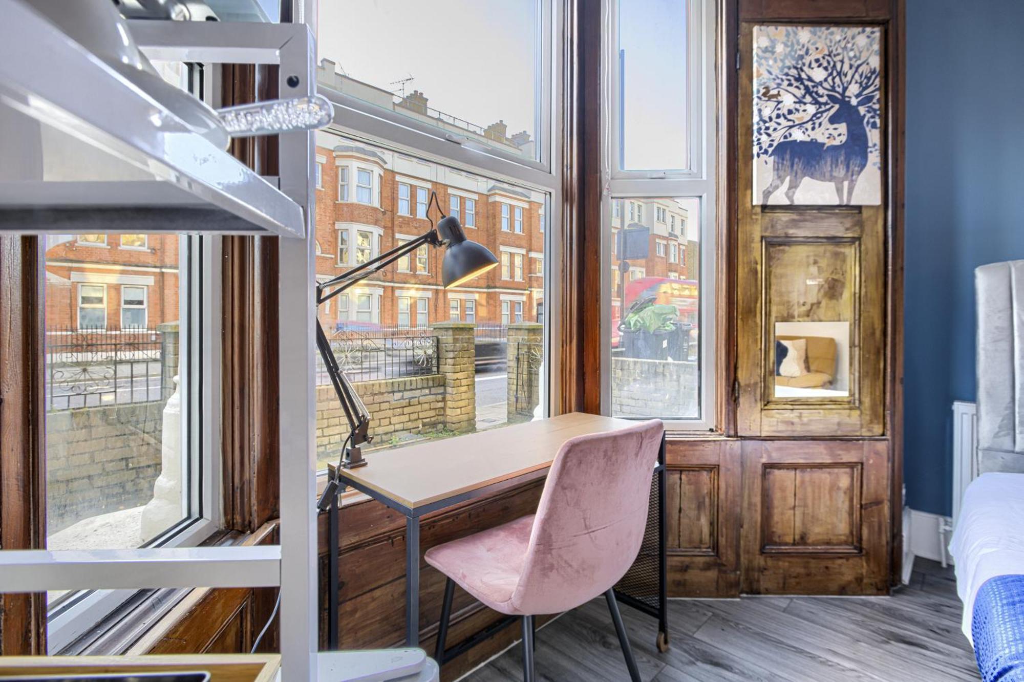 Hackney Deluxe Apartment London