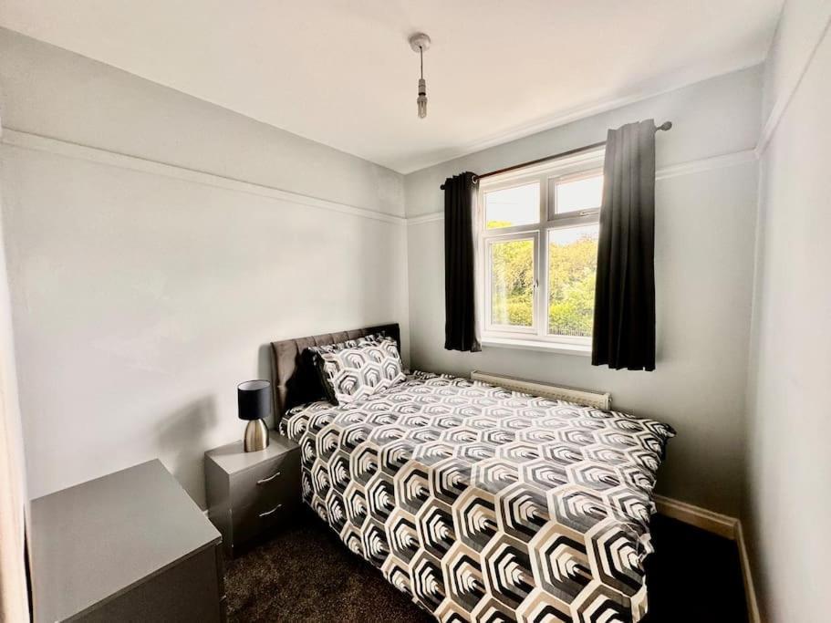 5 Bed In Se12 *