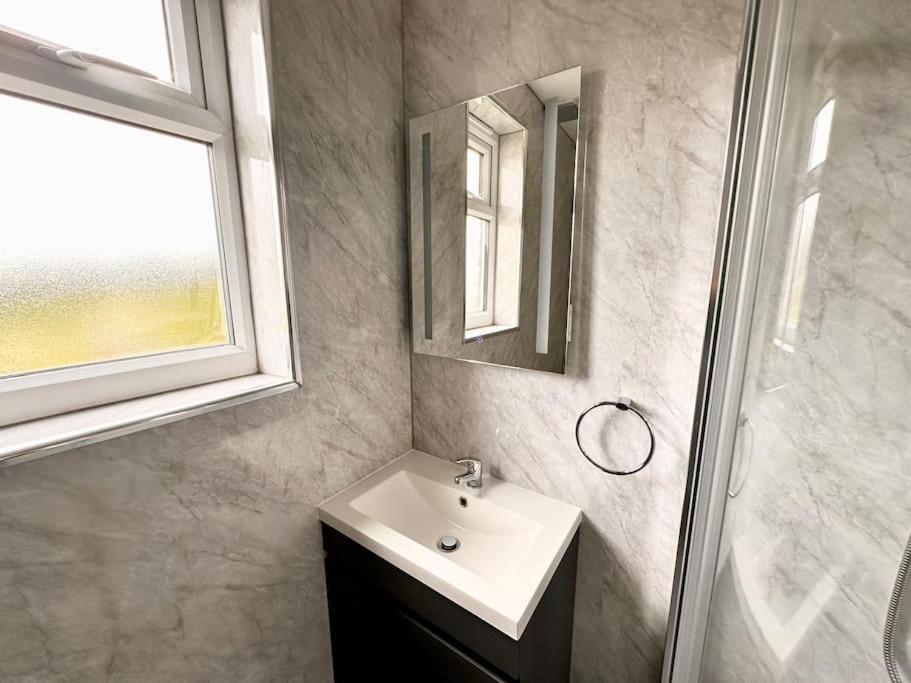 5 Bed In Se12 Apartamento *