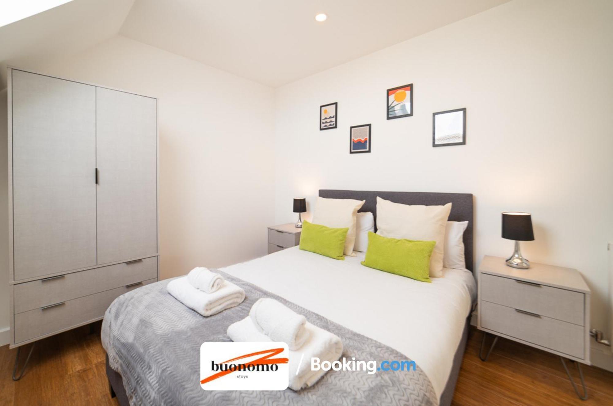 Two Bedroom At Buonomo Short Lets & Serviced