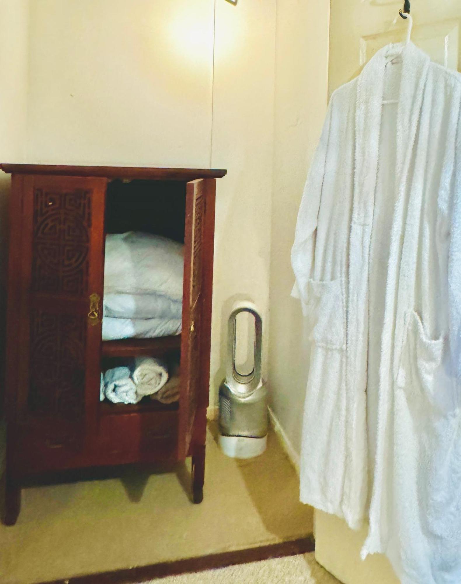 Private In A Stylish Flat Quarto em Acomodações Particulares Londres