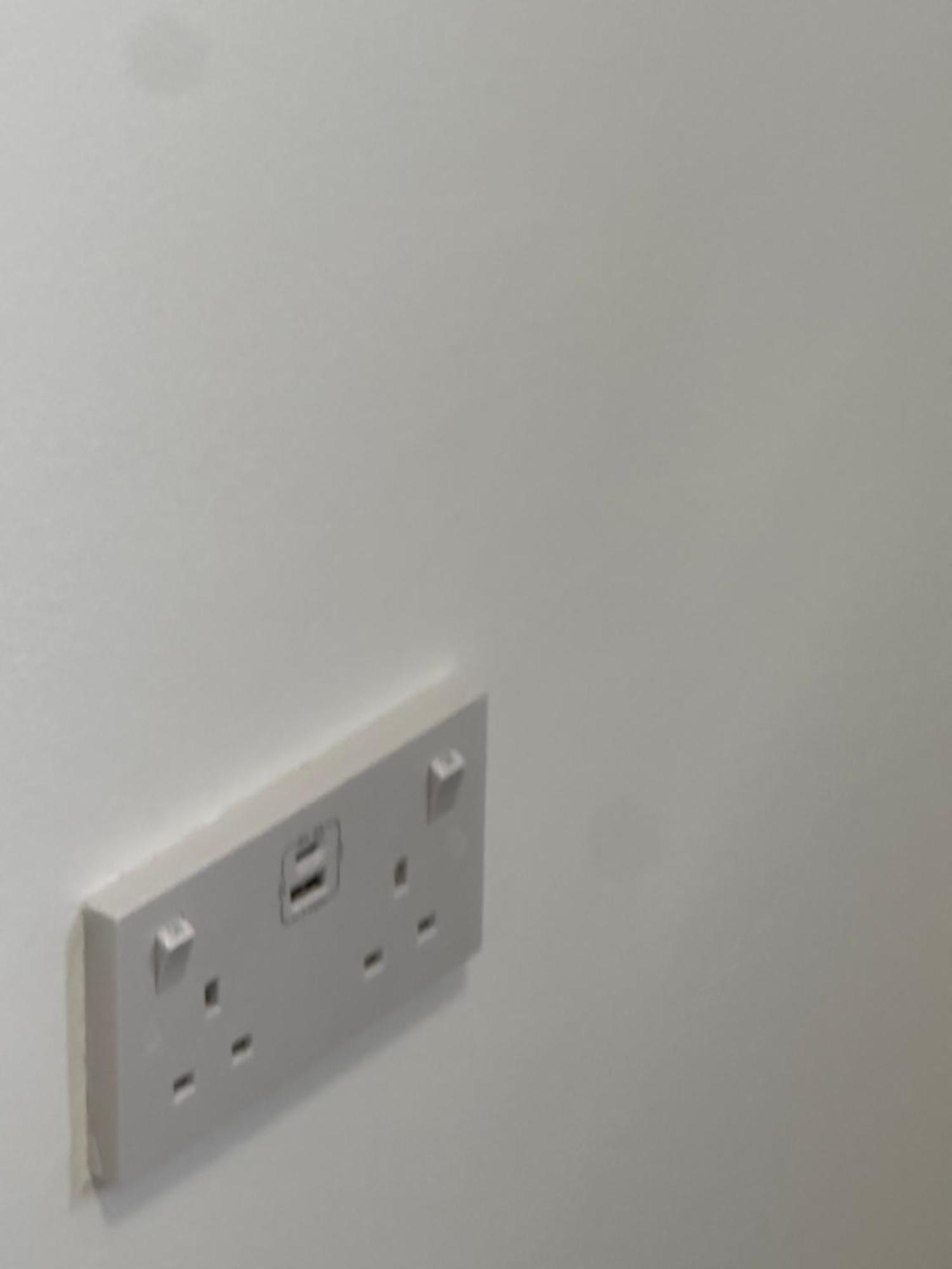 Hlm Single Only Apartamento