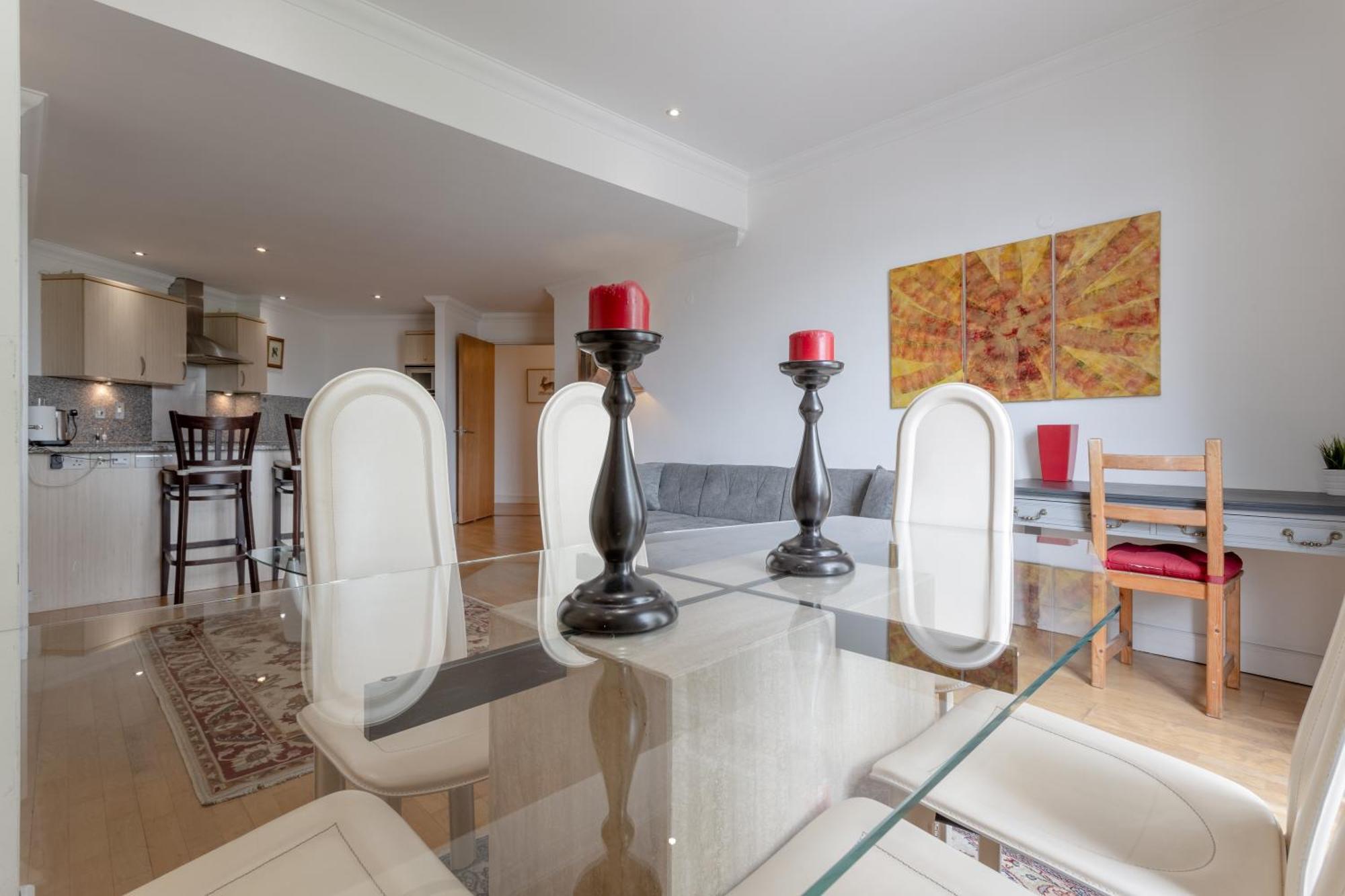 Apartamento Large & 2bd Flat - Tower Hill Londres