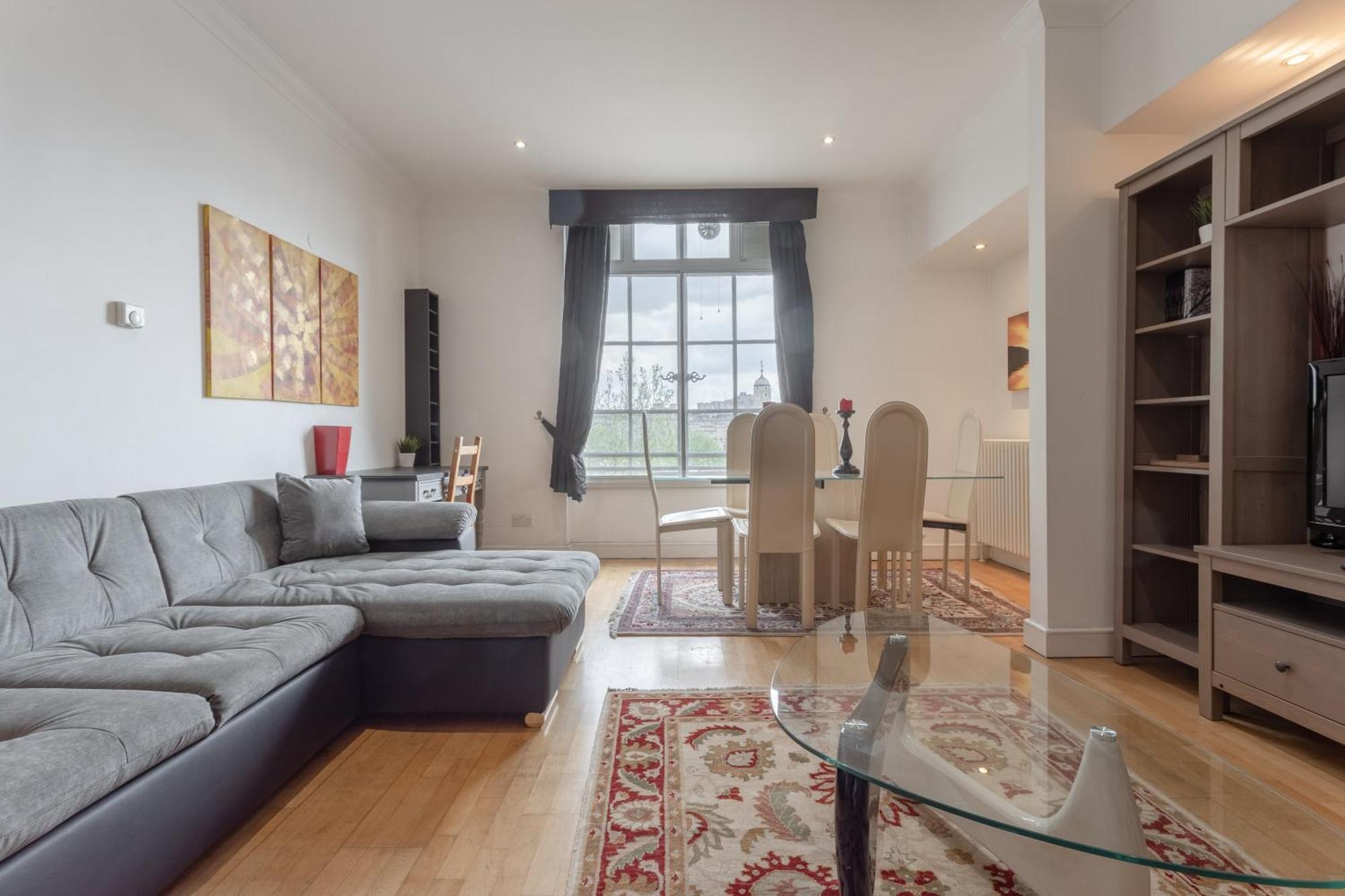 Apartamento Large & 2bd Flat - Tower Hill