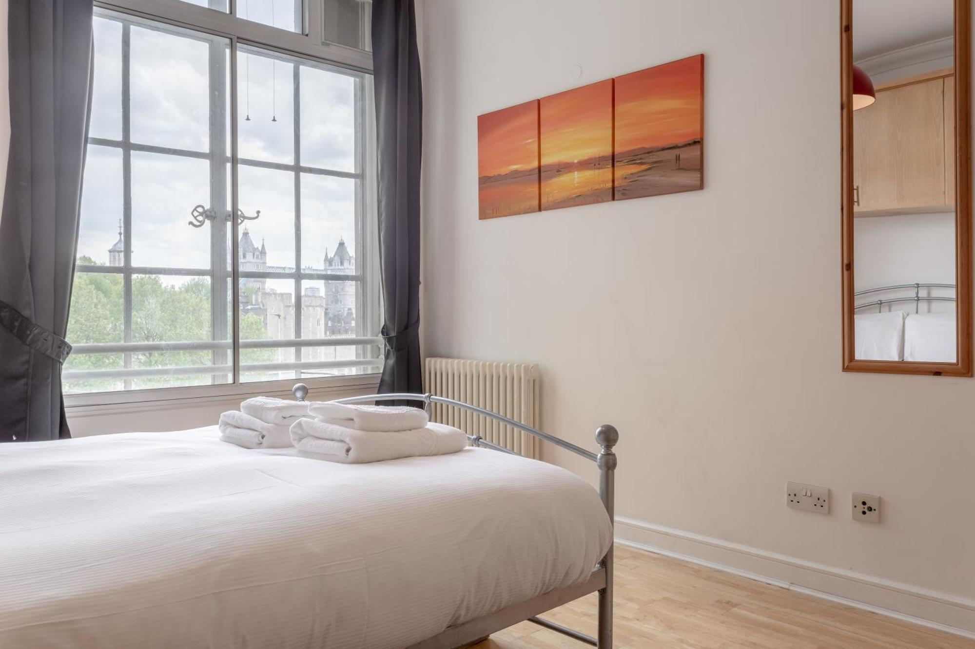 Large & 2bd Flat - Tower Hill * Londres