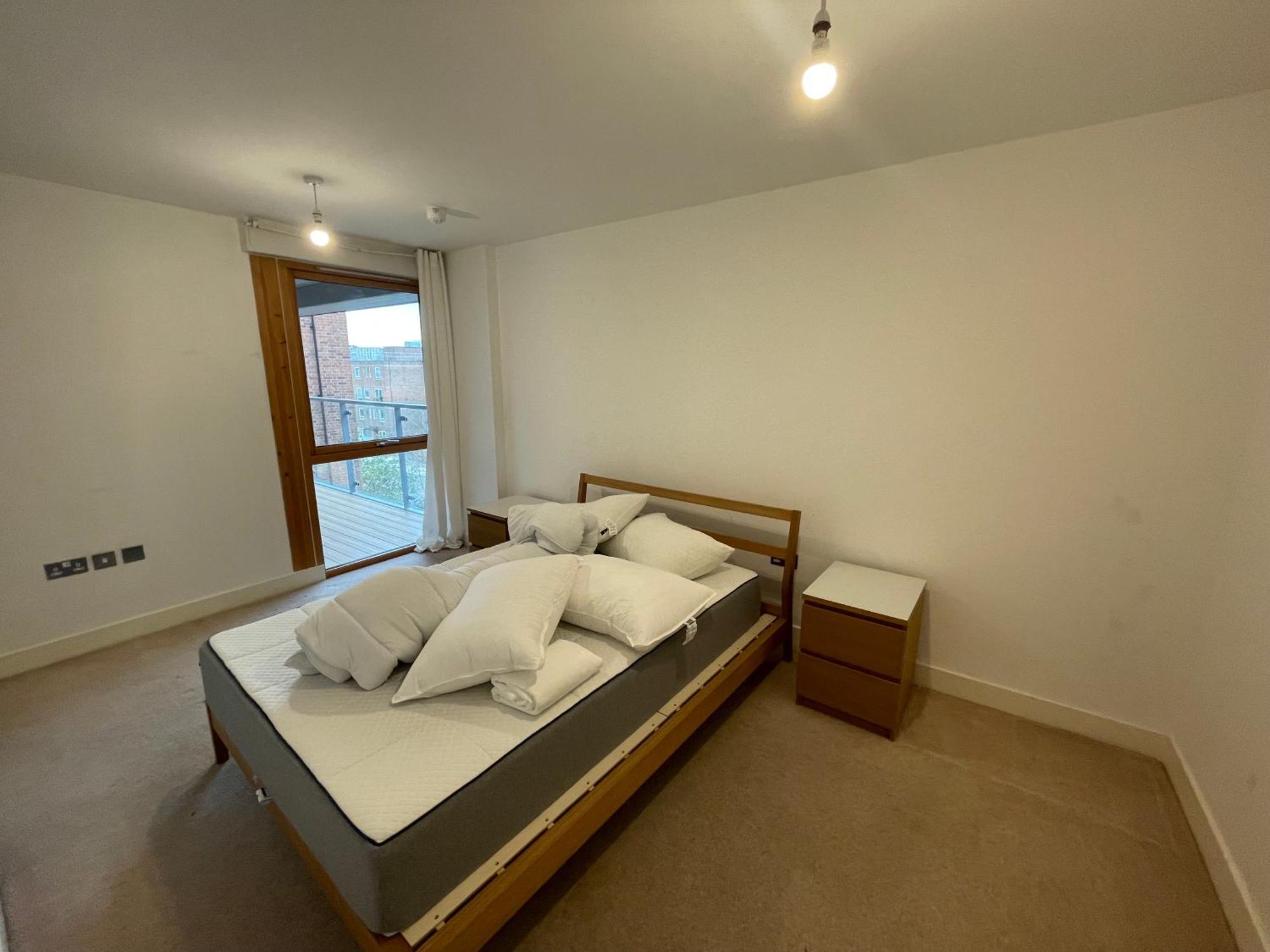 Peaceful 1bd Flat With Balcony - Bethnal Apartment