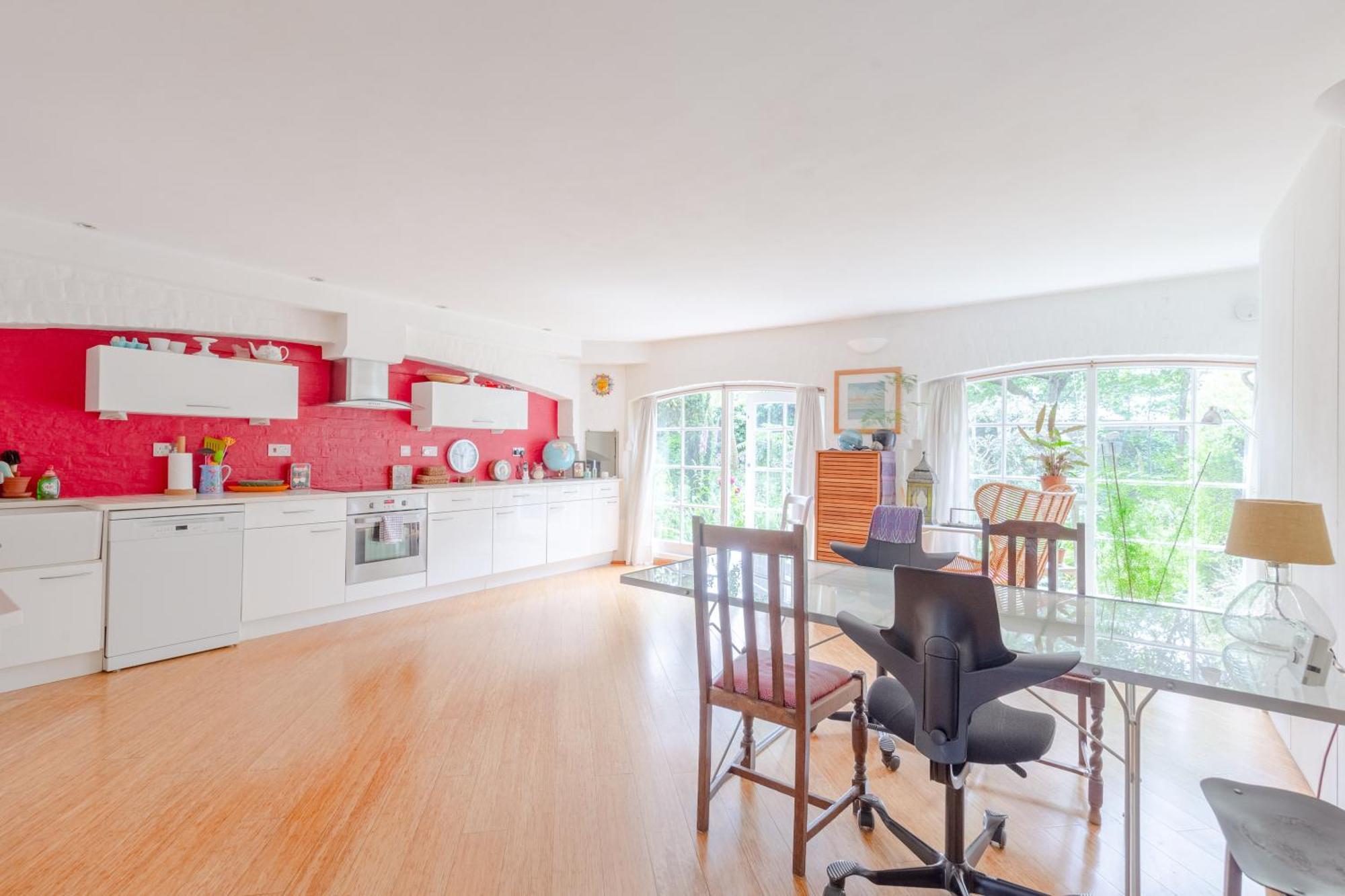 Appartement Vibrant 2bd Flat - Near Bridge *