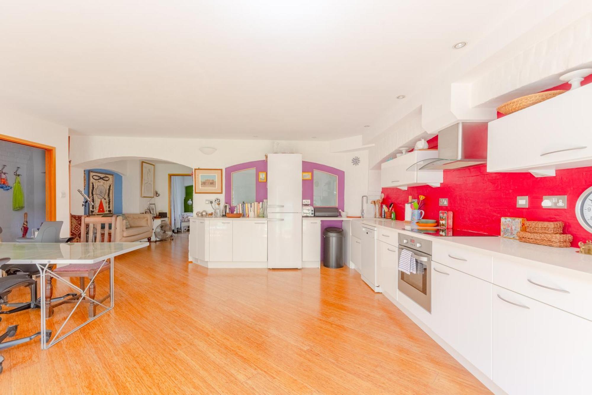 Appartement Vibrant 2bd Flat - Near Bridge