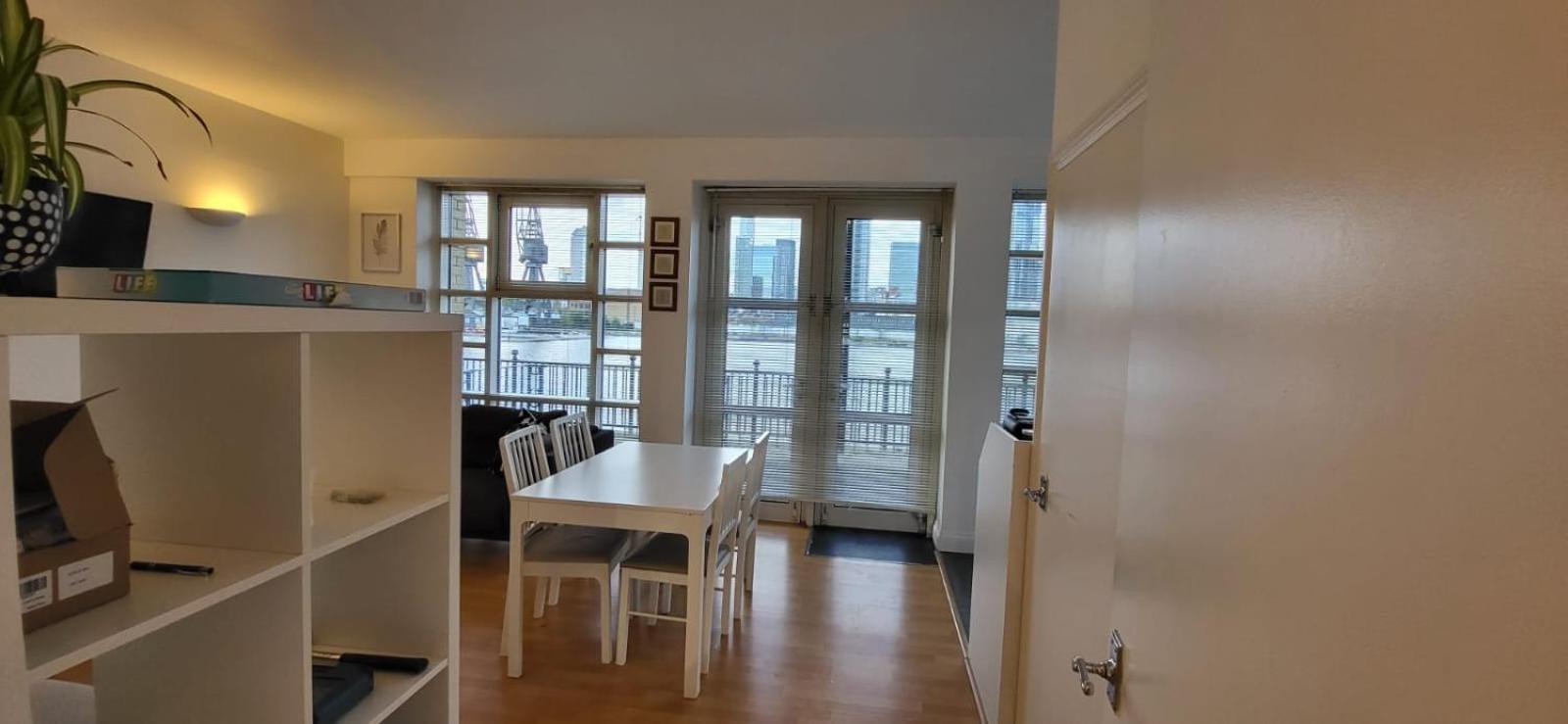 1 Bed, G-floor Close To O2, Excel And Airport Appartement *