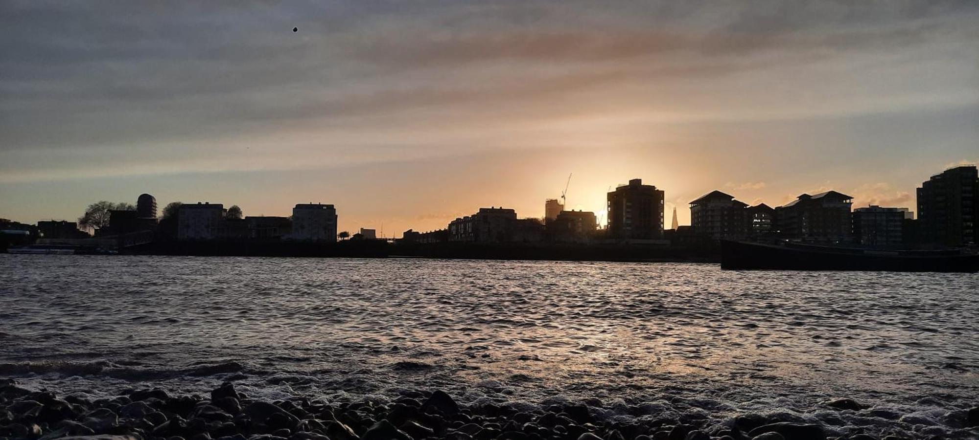 1 Bed, G-floor Close To O2, Excel And Airport Appartement
