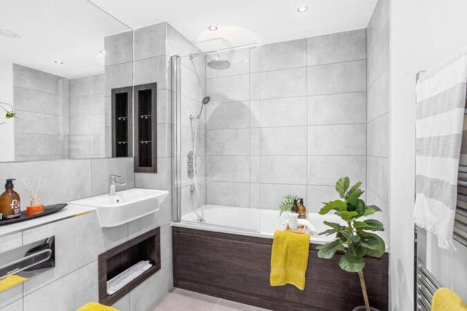 Brand New Luxury Flat Barking Riverside *