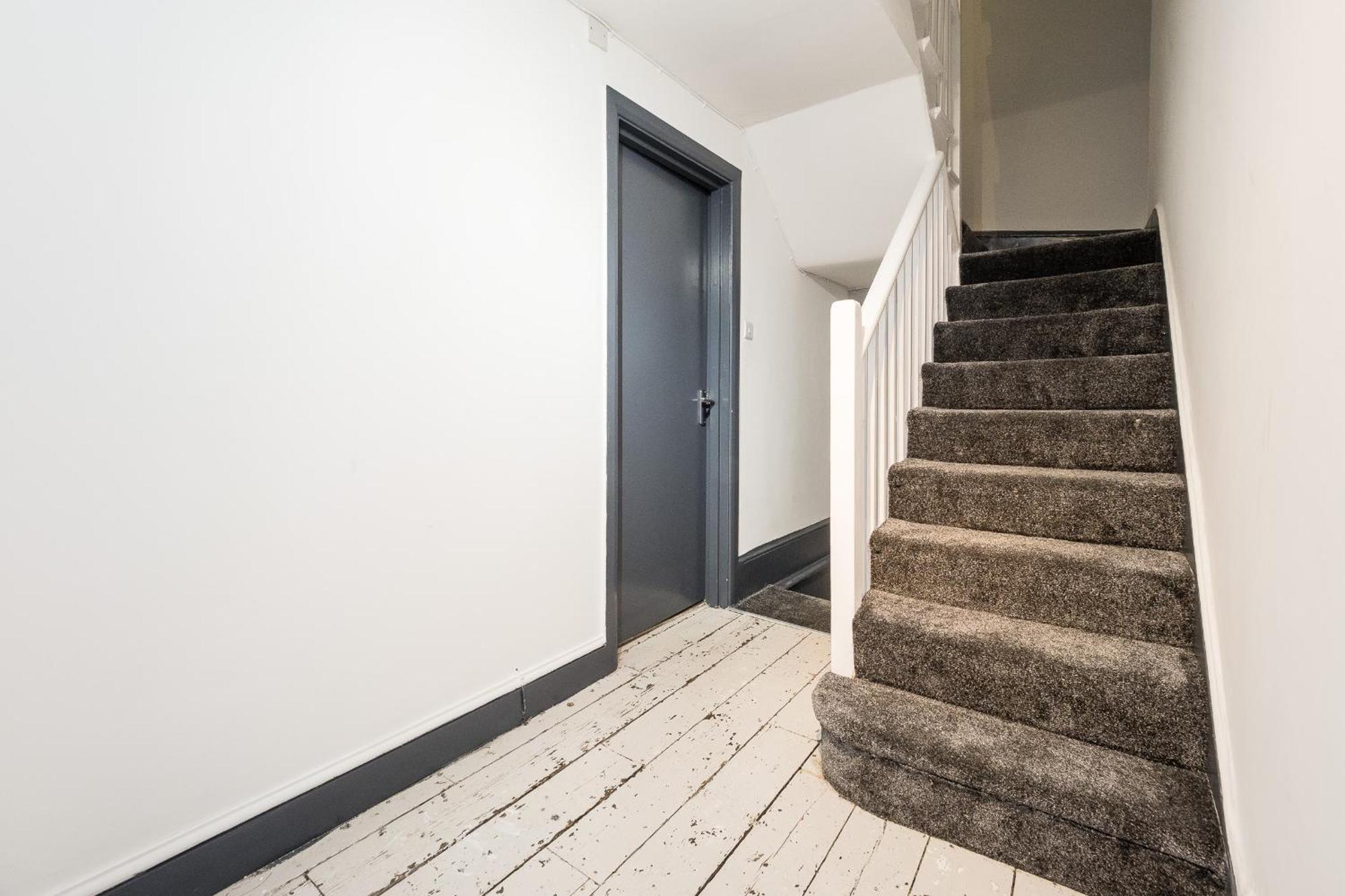 Holiday home Spacious 6 Ensuite Bedroom House In London
