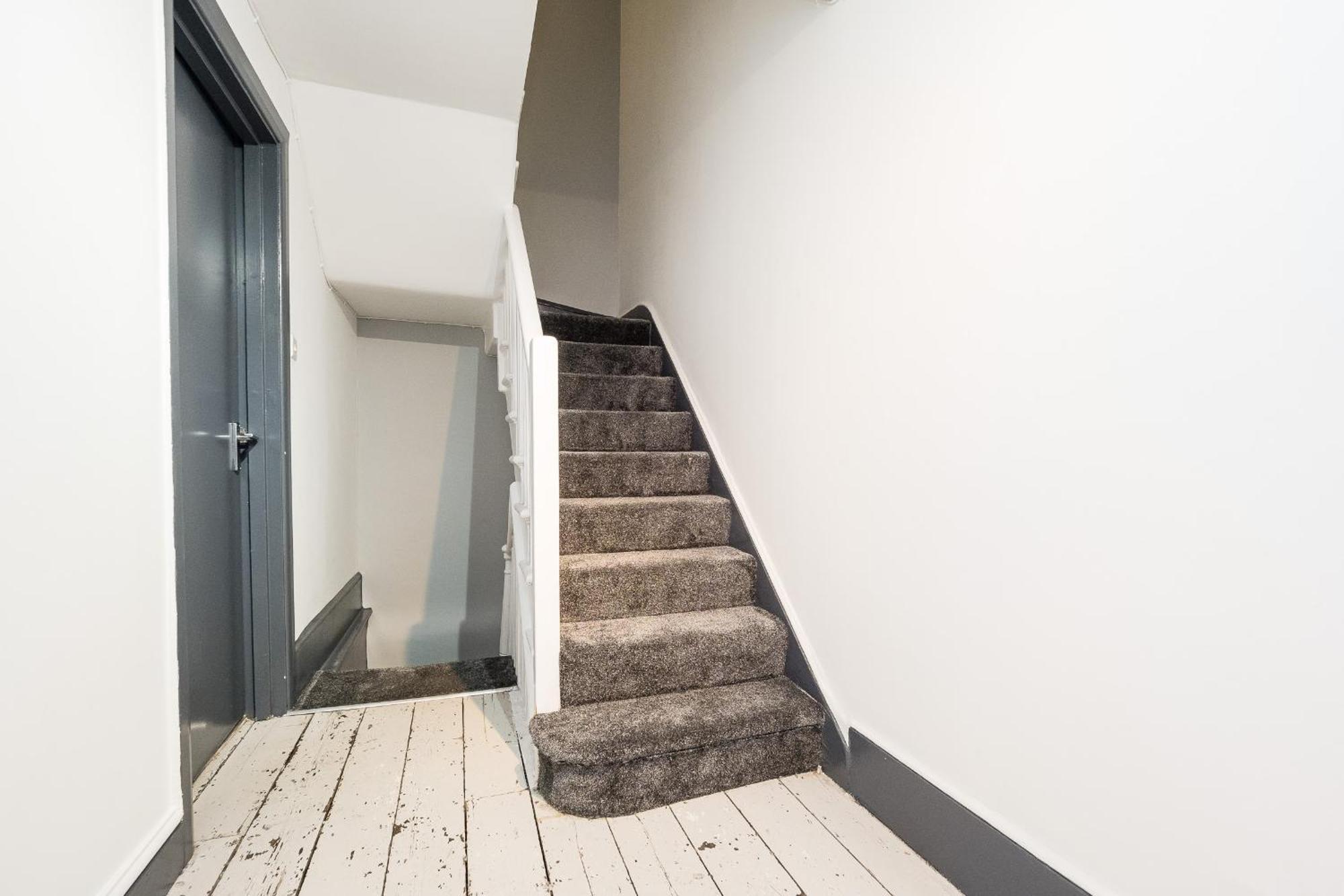 Holiday home Spacious 6 Ensuite Bedroom House In London
