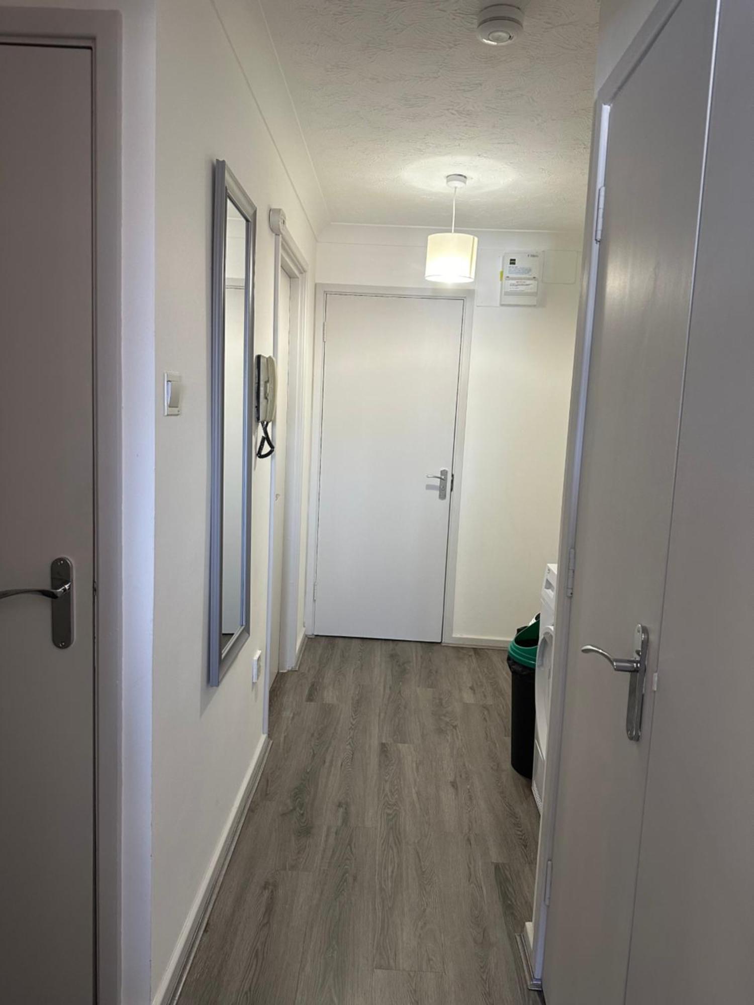 Hlm Single Only Apartamento Londres