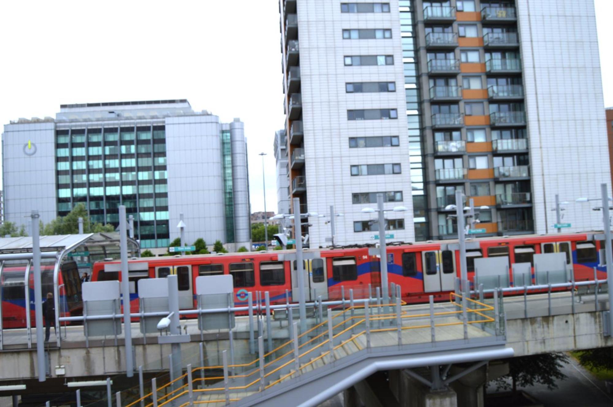 Apartamento Entire Next To Canary Wharf In