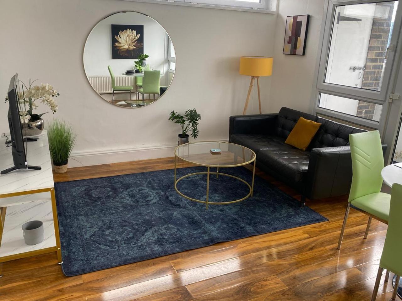 -2 Bedroom - Breathtaking Views Skyline Canary Warf * Londres