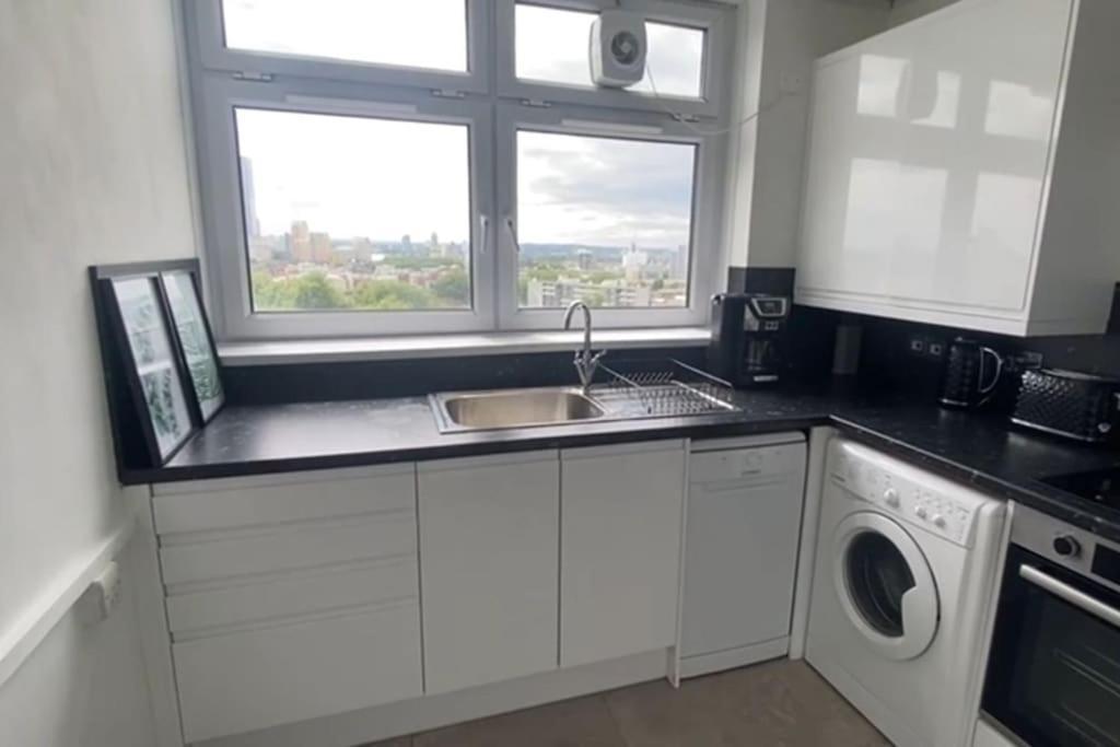 -2 Bedroom - Breathtaking Views Skyline Canary Warf Apartamento Londres