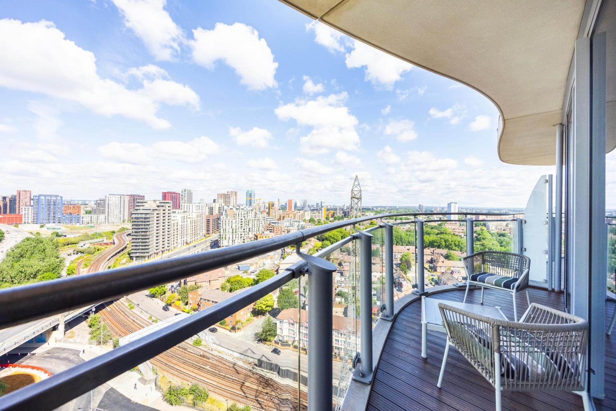 Austin David Executive Excel Apartamento *