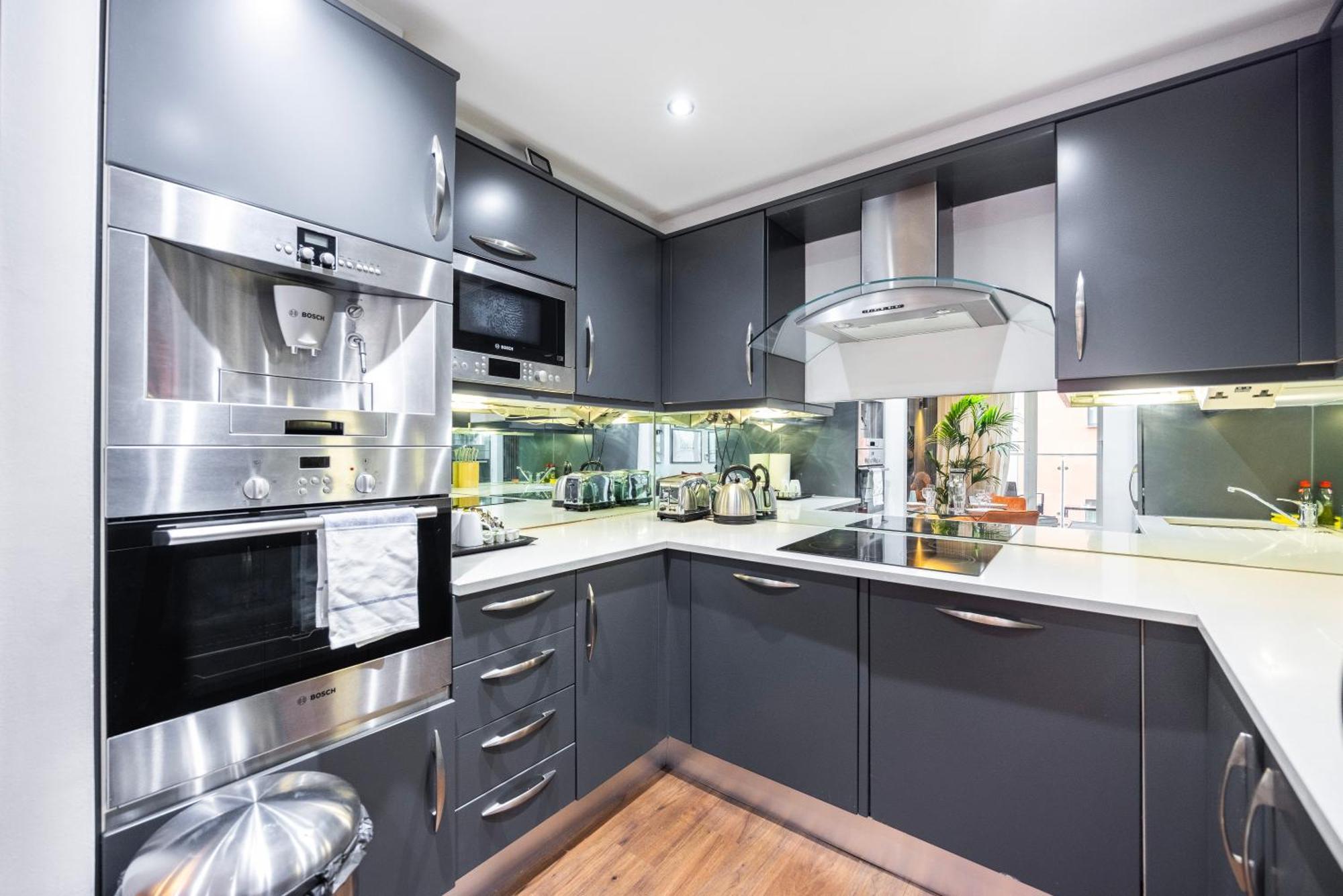 Austin David Executive Excel Apartamento *