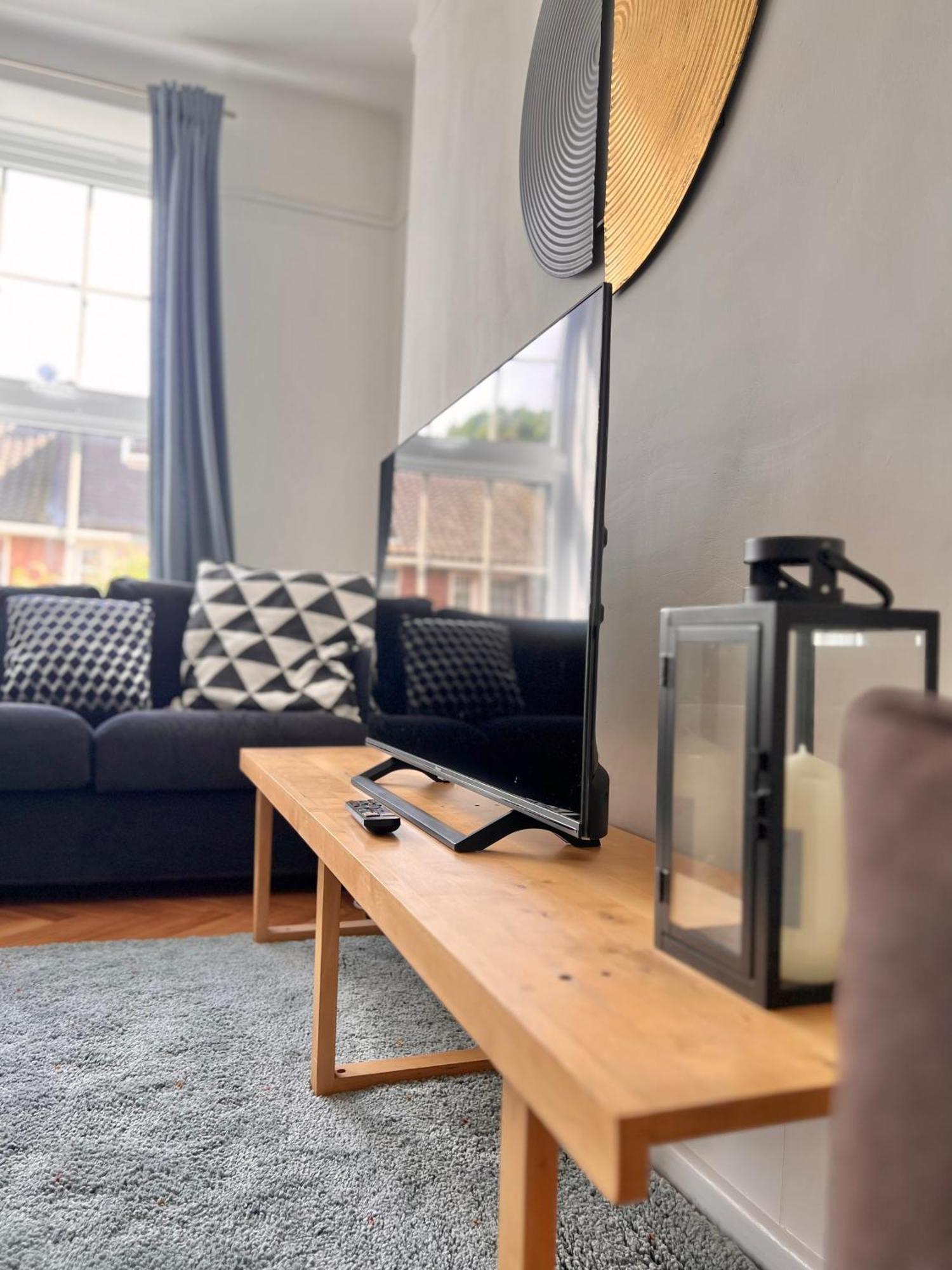 Victorian Amazing Three Bedroom Apartamento Londres