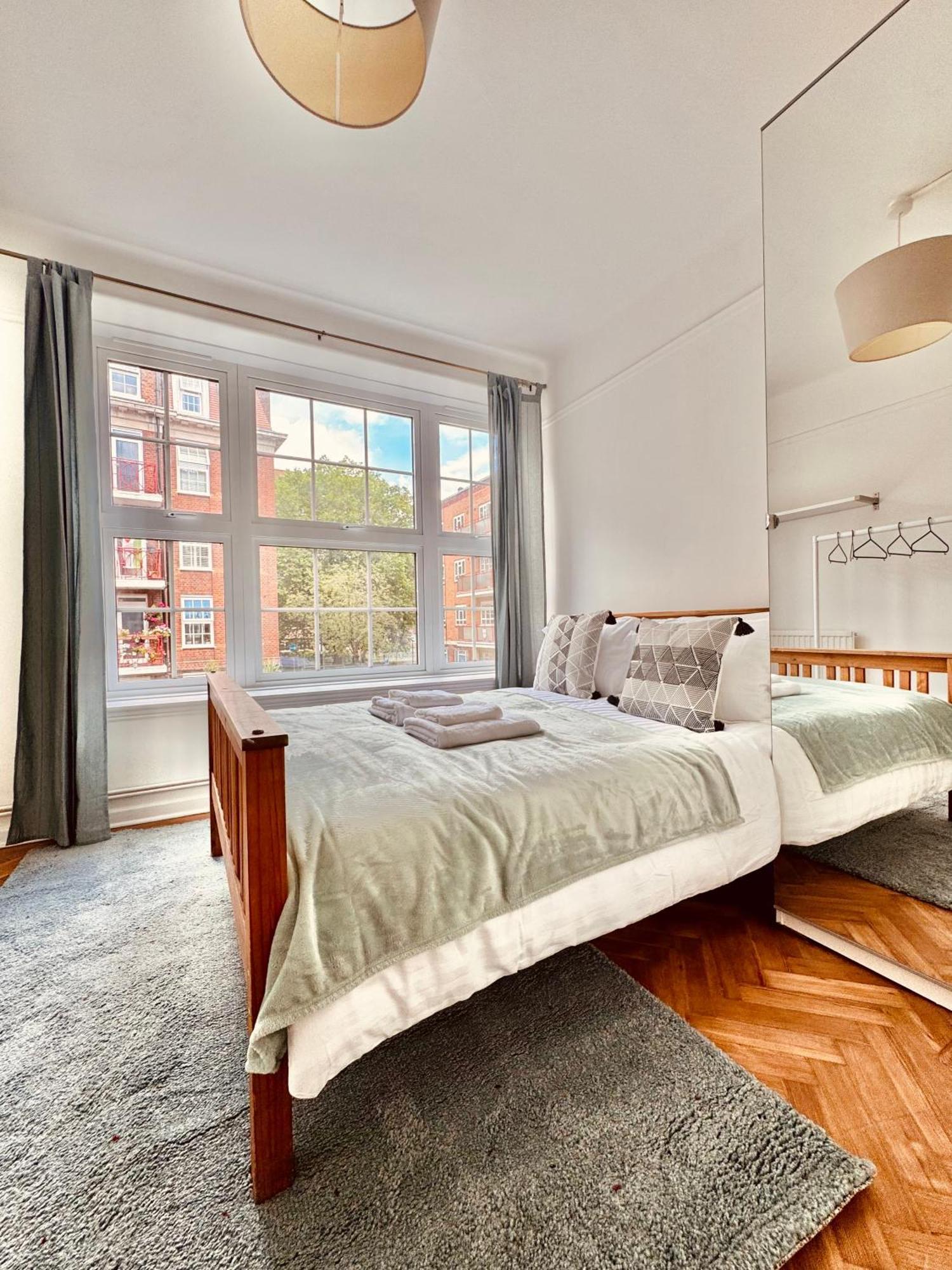 Victorian Amazing Three Bedroom Apartamento Londres