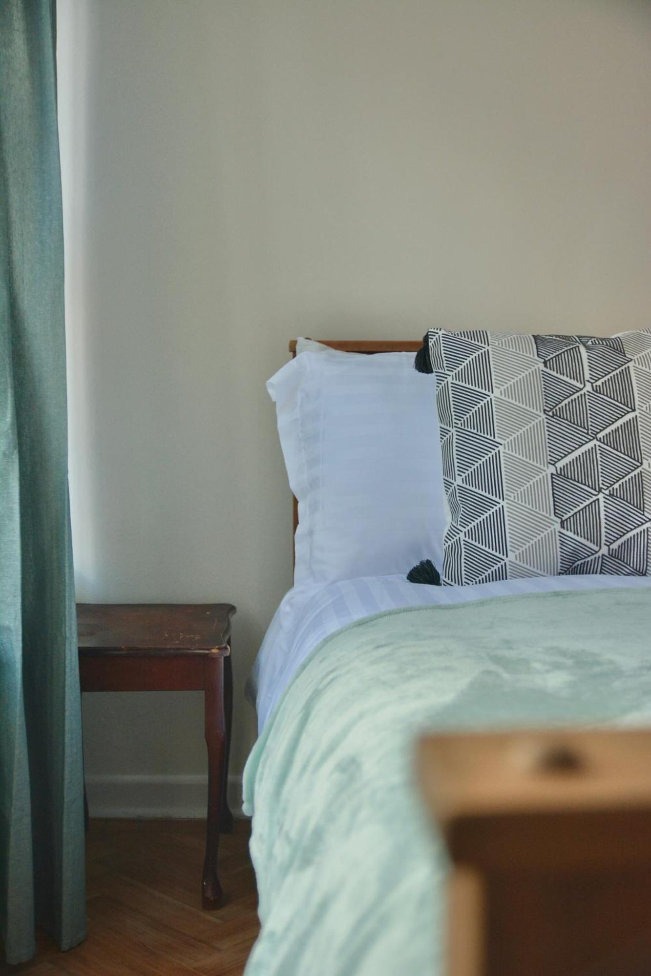Victorian Amazing Three Bedroom Apartamento *