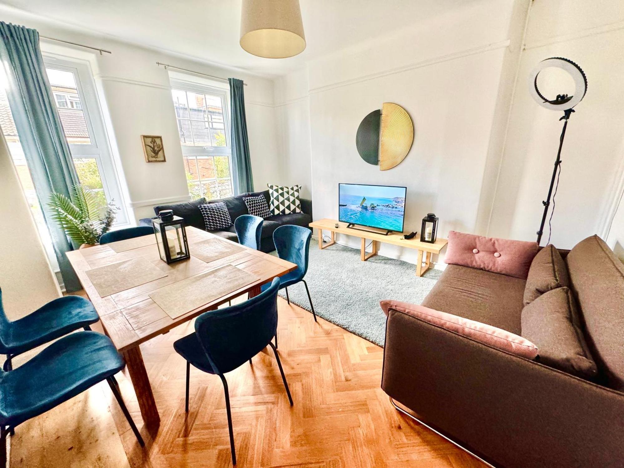 Victorian Amazing Three Bedroom