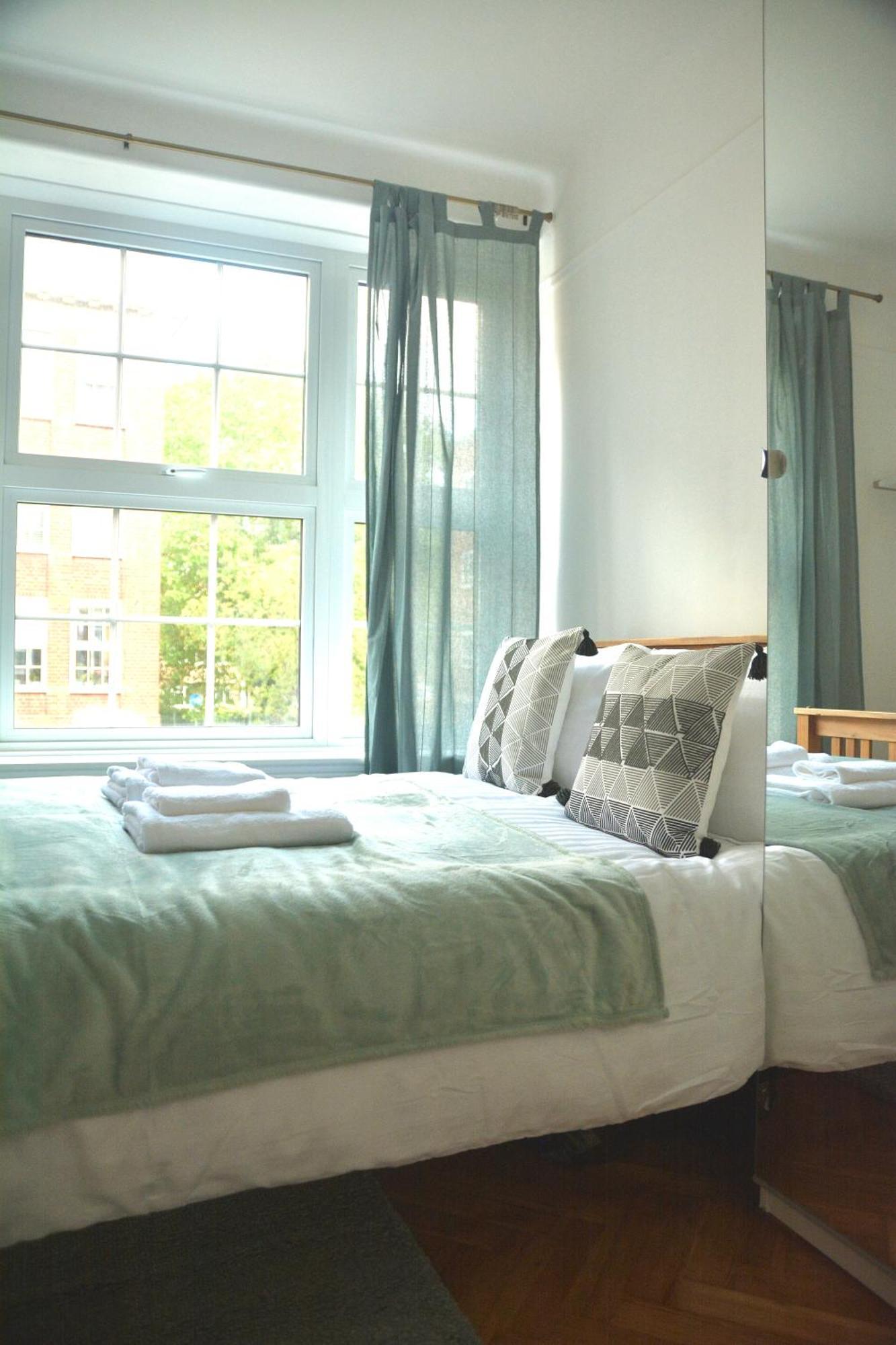 Victorian Amazing Three Bedroom Apartamento Londres