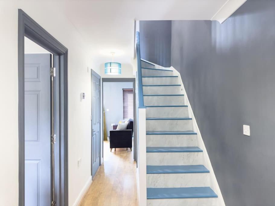 Last-minute Reserve L Modern 2 Double Bed For 5 Guests L Hofin Short Lets & Serviced Londres