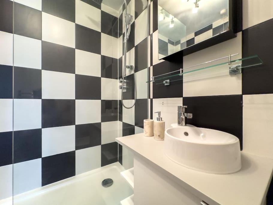 Last-minute Reserve L Modern 2 Double Bed For 5 Guests L Hofin Short Lets & Serviced * Londres