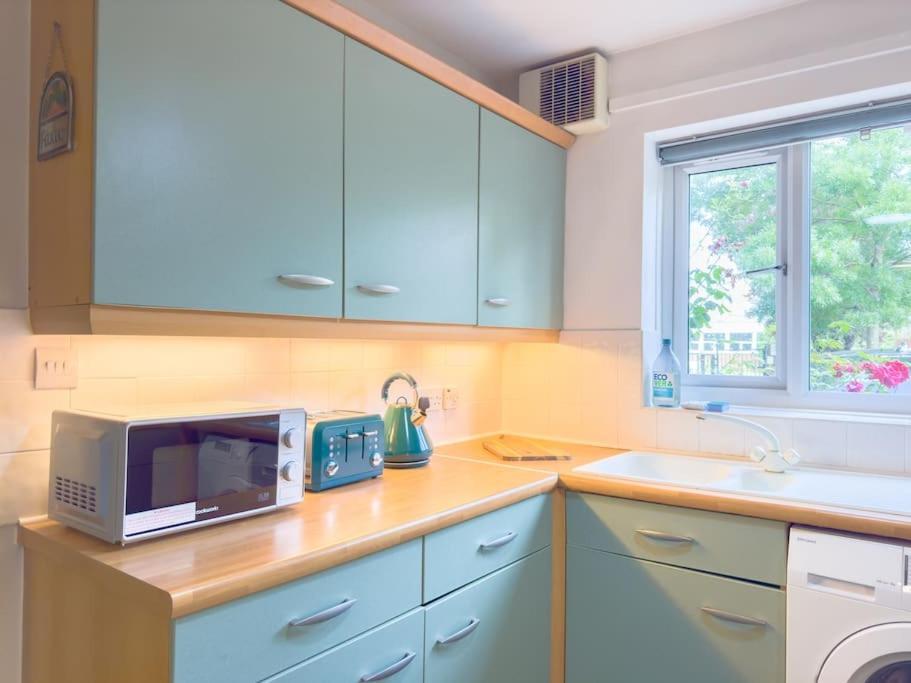 Last-minute Reserve L Modern 2 Double Bed For 5 Guests L Hofin Short Lets & Serviced Appartement Londres