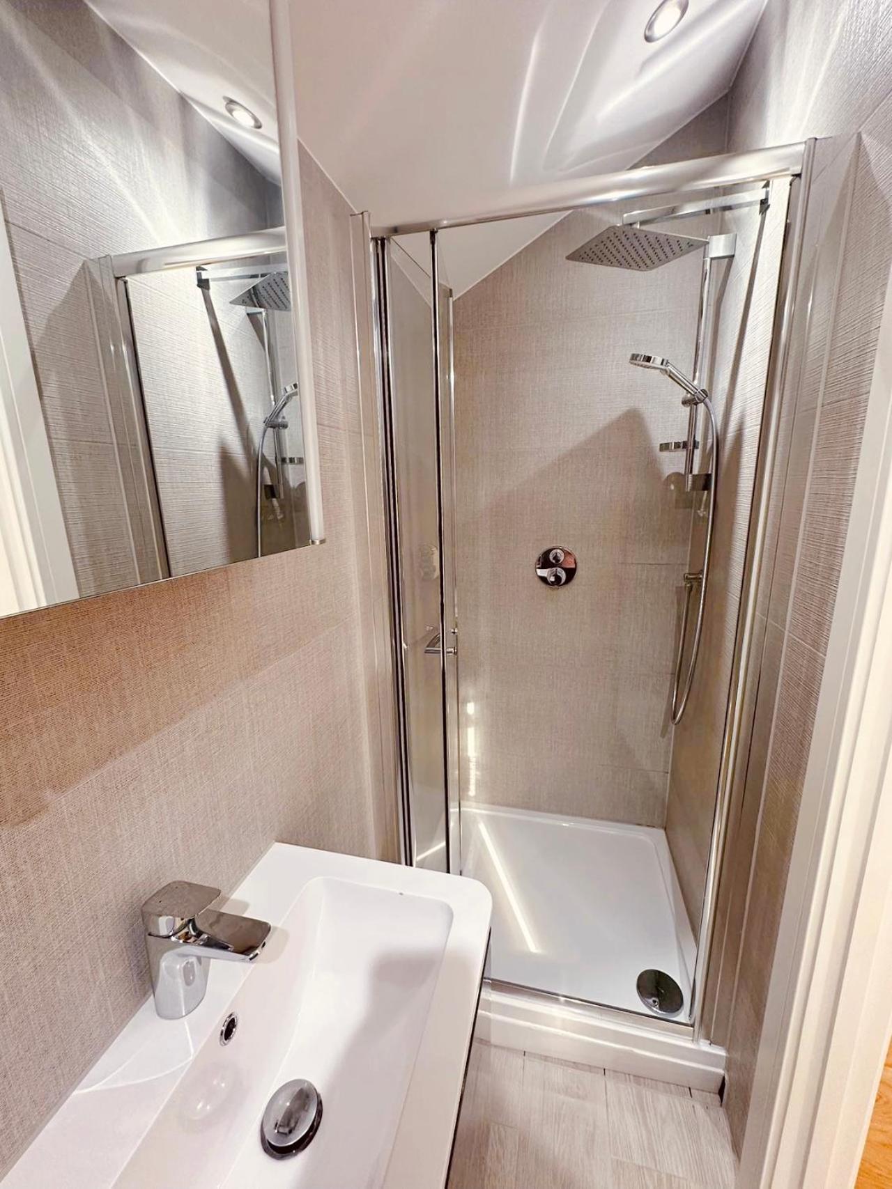 3 Bed 2 Bath Near Greenwich Park 6 Guests Maximum Apartamento