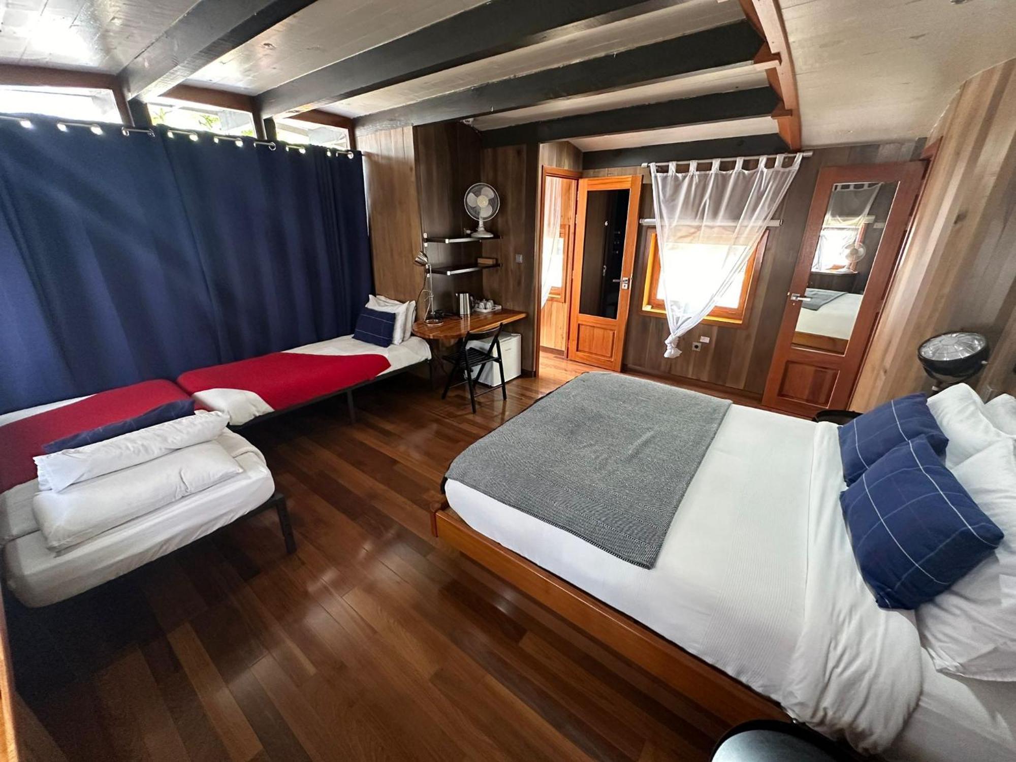 Le Sorelle Botel Londen