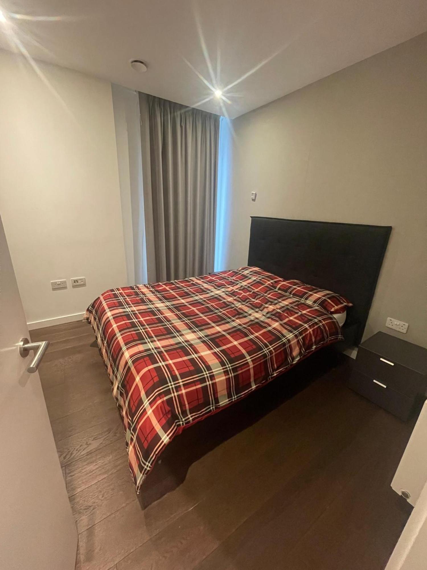 Roberts 2 Bed London